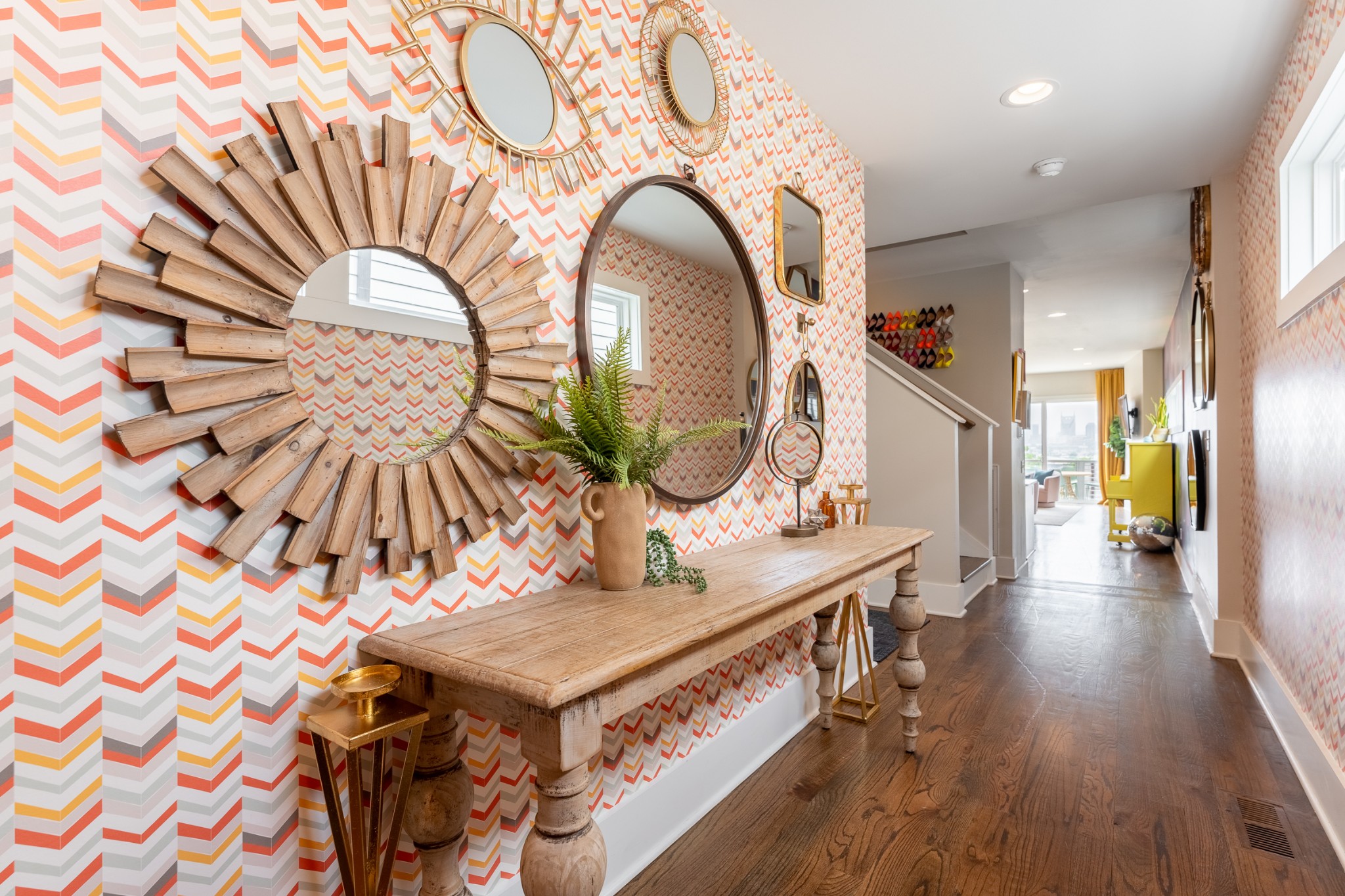 24 Fern Ave