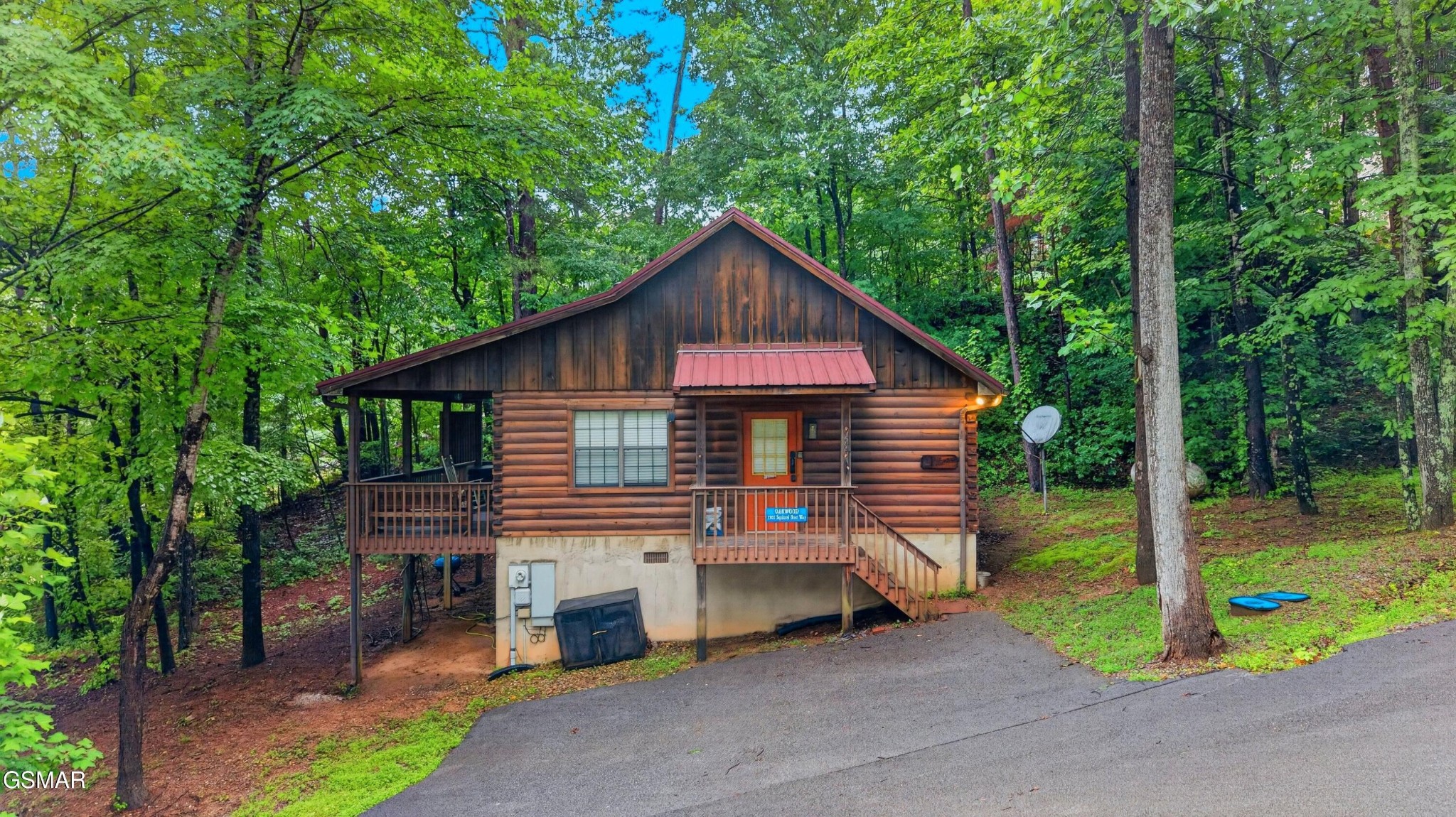1503 Squirrel Nest Way