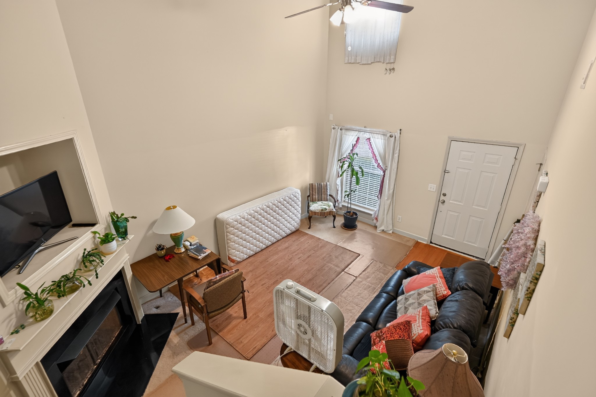 112 Northcrest Commons Cir