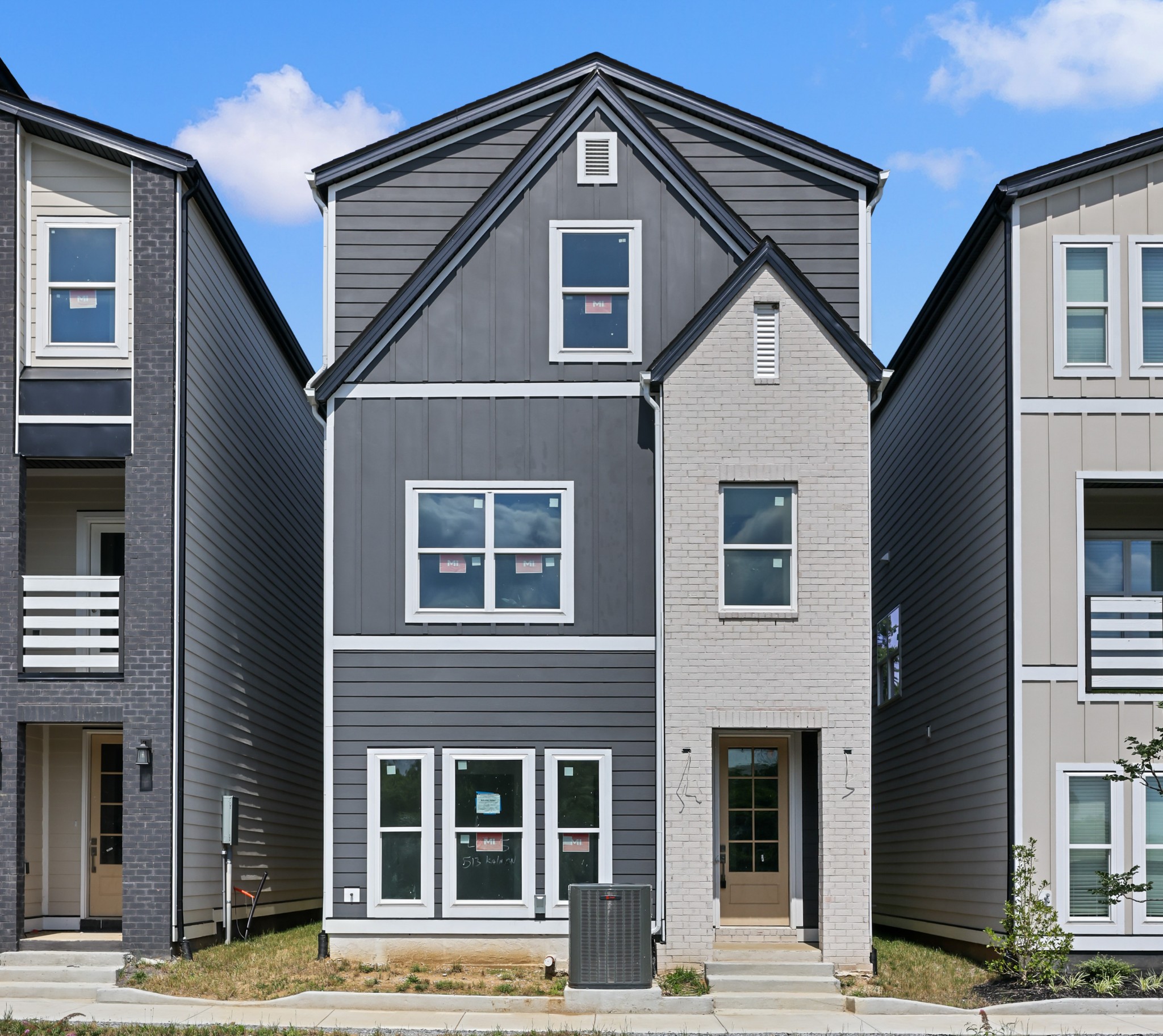 513 Kalman Ln