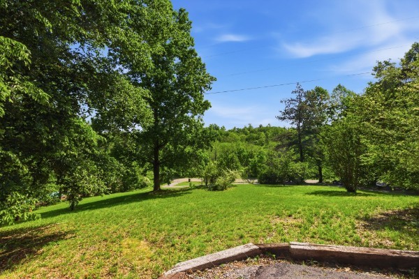230 E Piney Rd