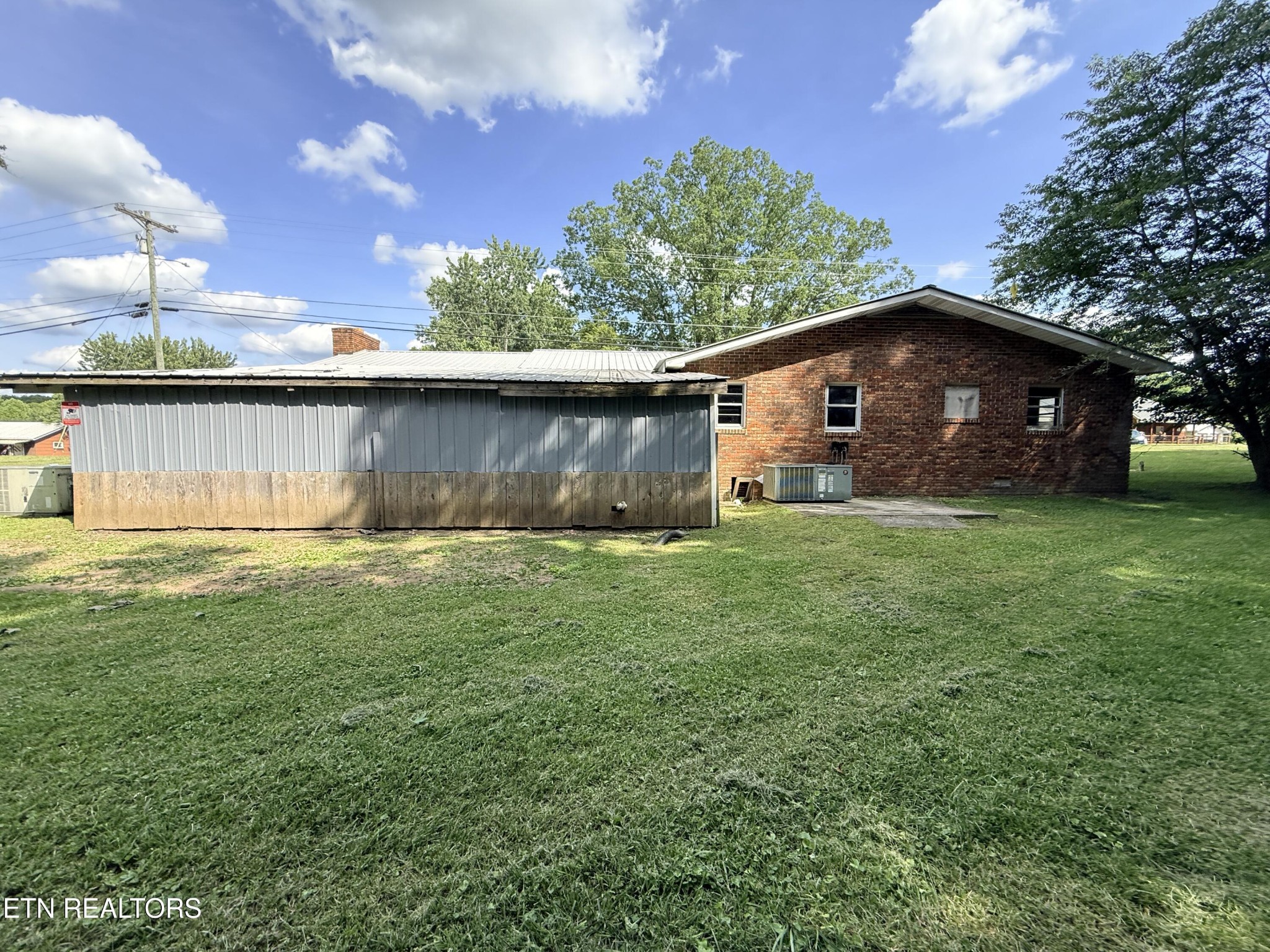 331 White Oak St