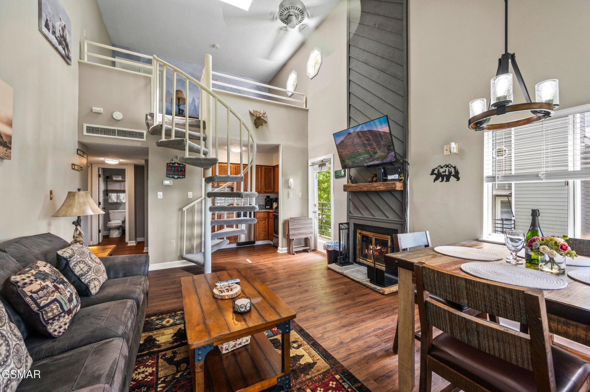 1260 Ski View Drive