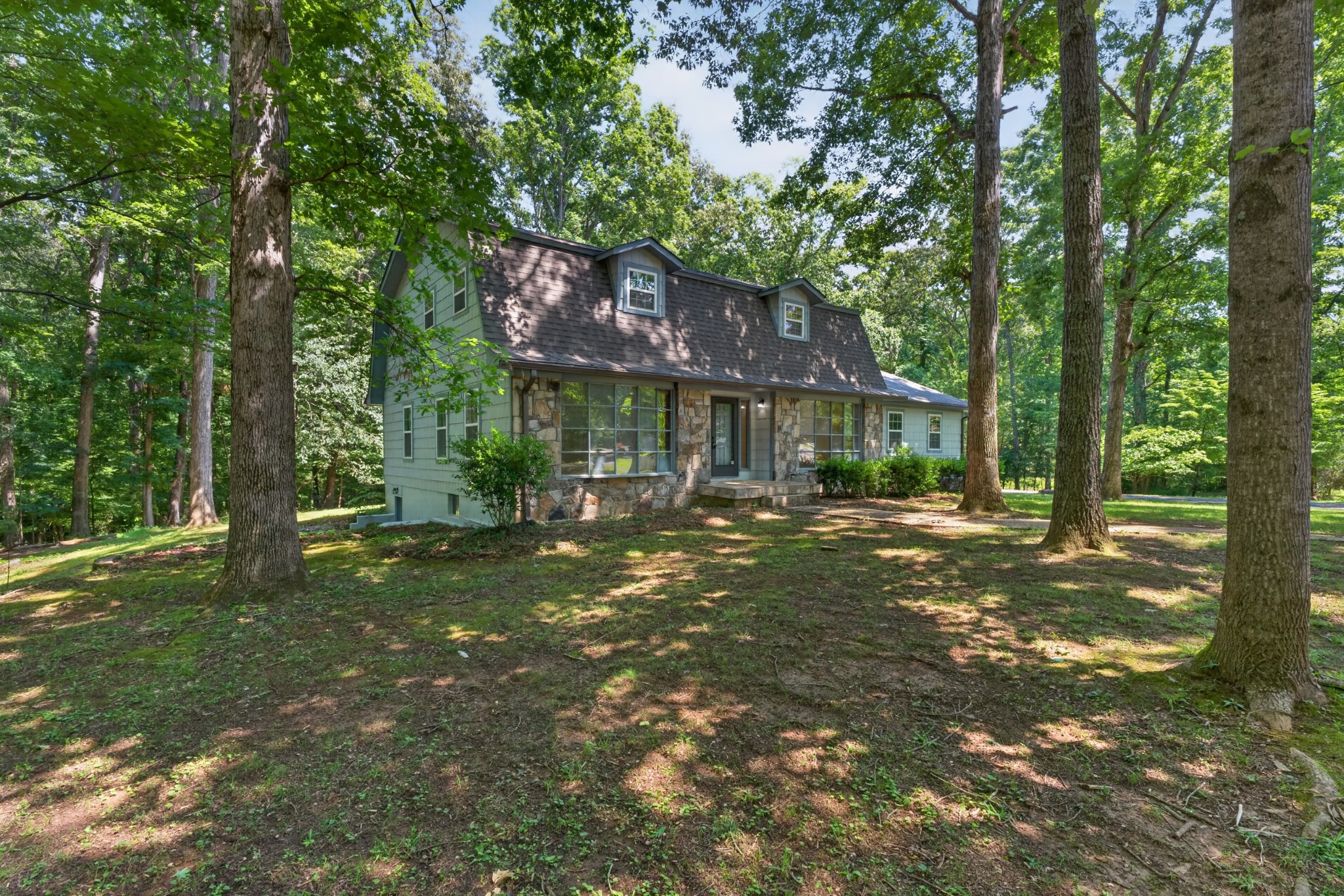 466 Willow Oak Dr