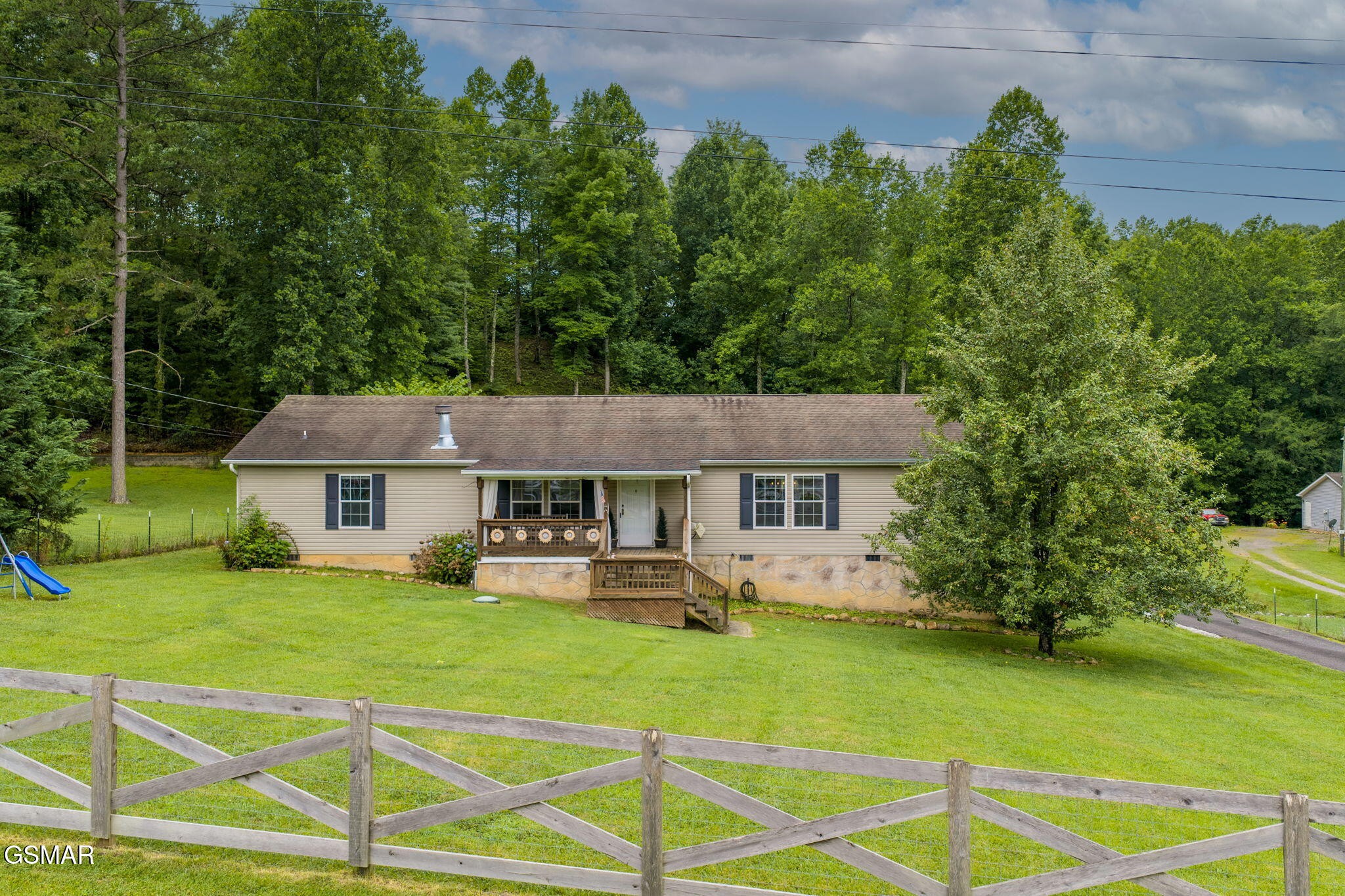 1921 Jerry Lynn Way