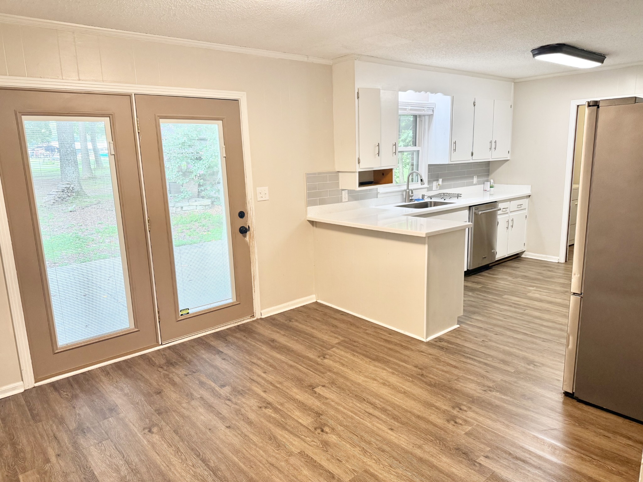 1387 Old Clarksville Pike