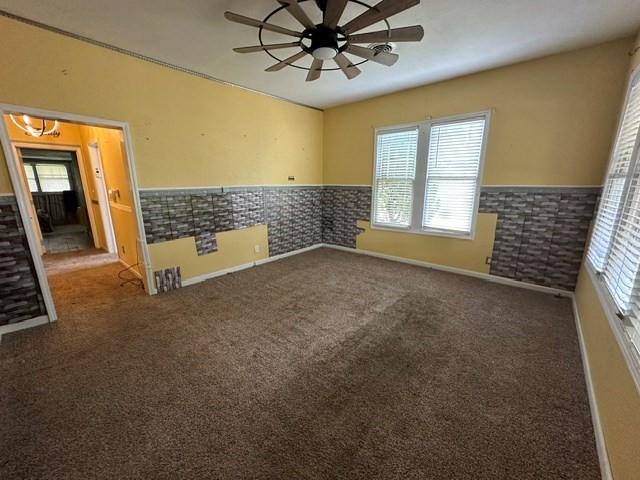 116 W Frazier St