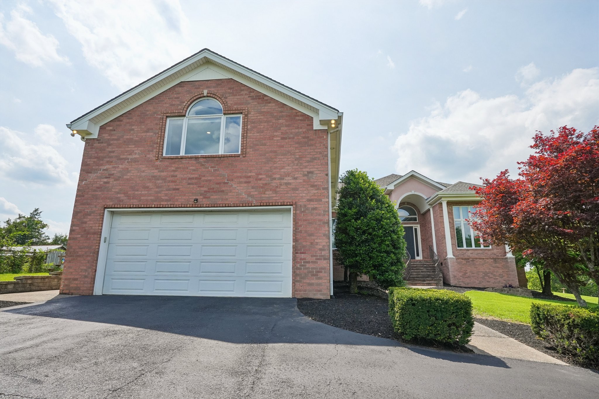 658 Hickory Ridge Rd