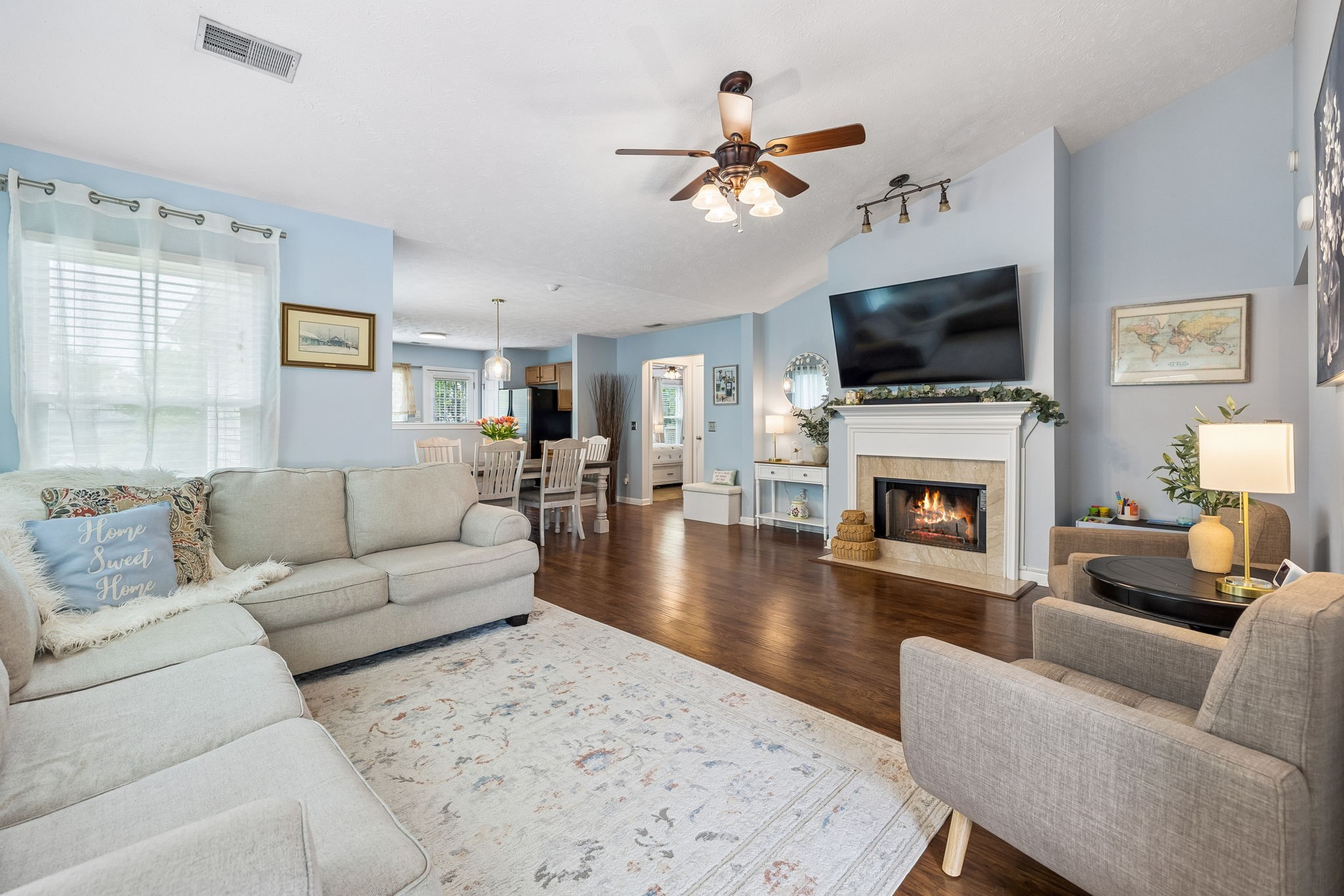 2156 Erin Ln