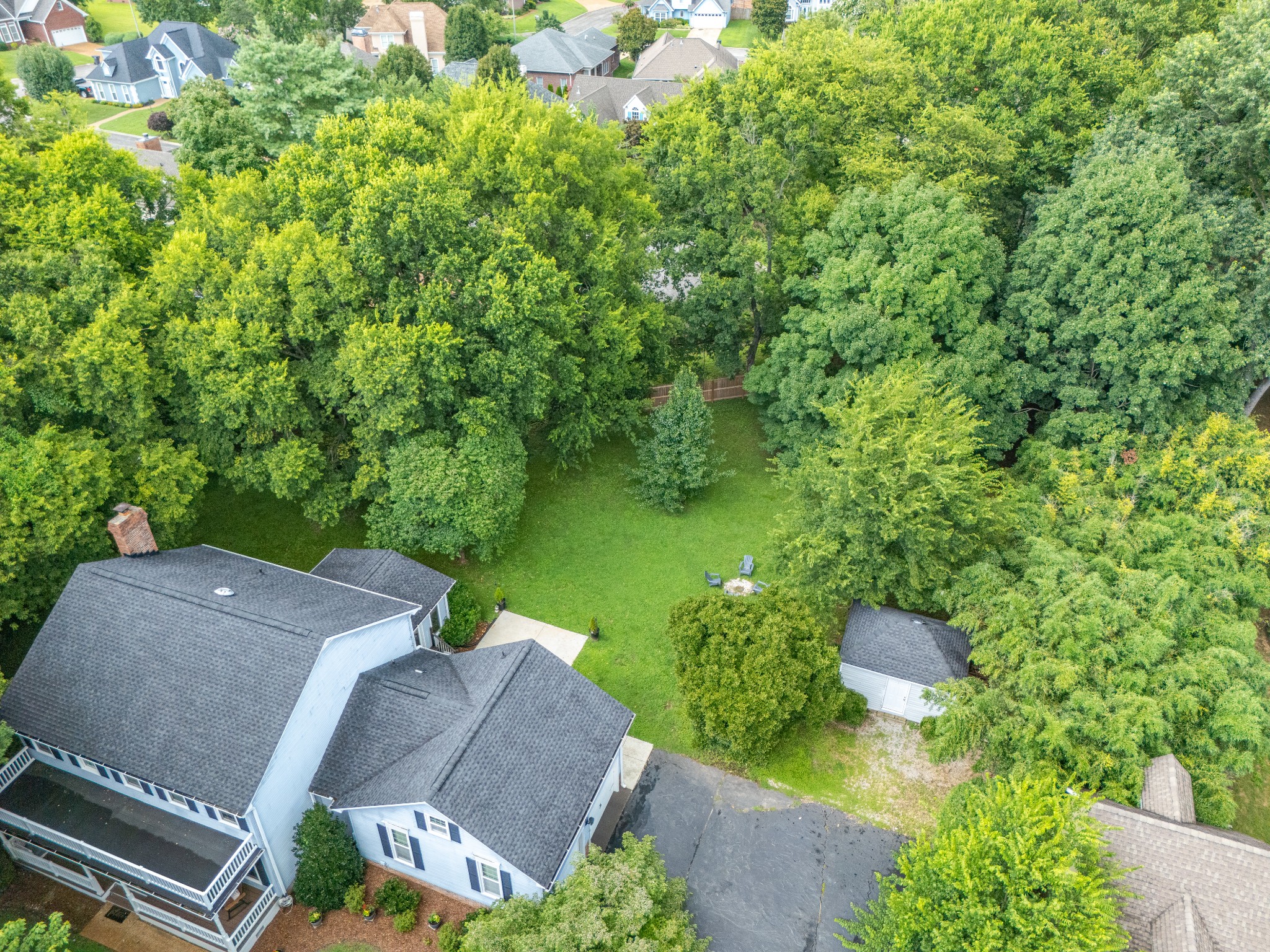 706 Edenburg Dr