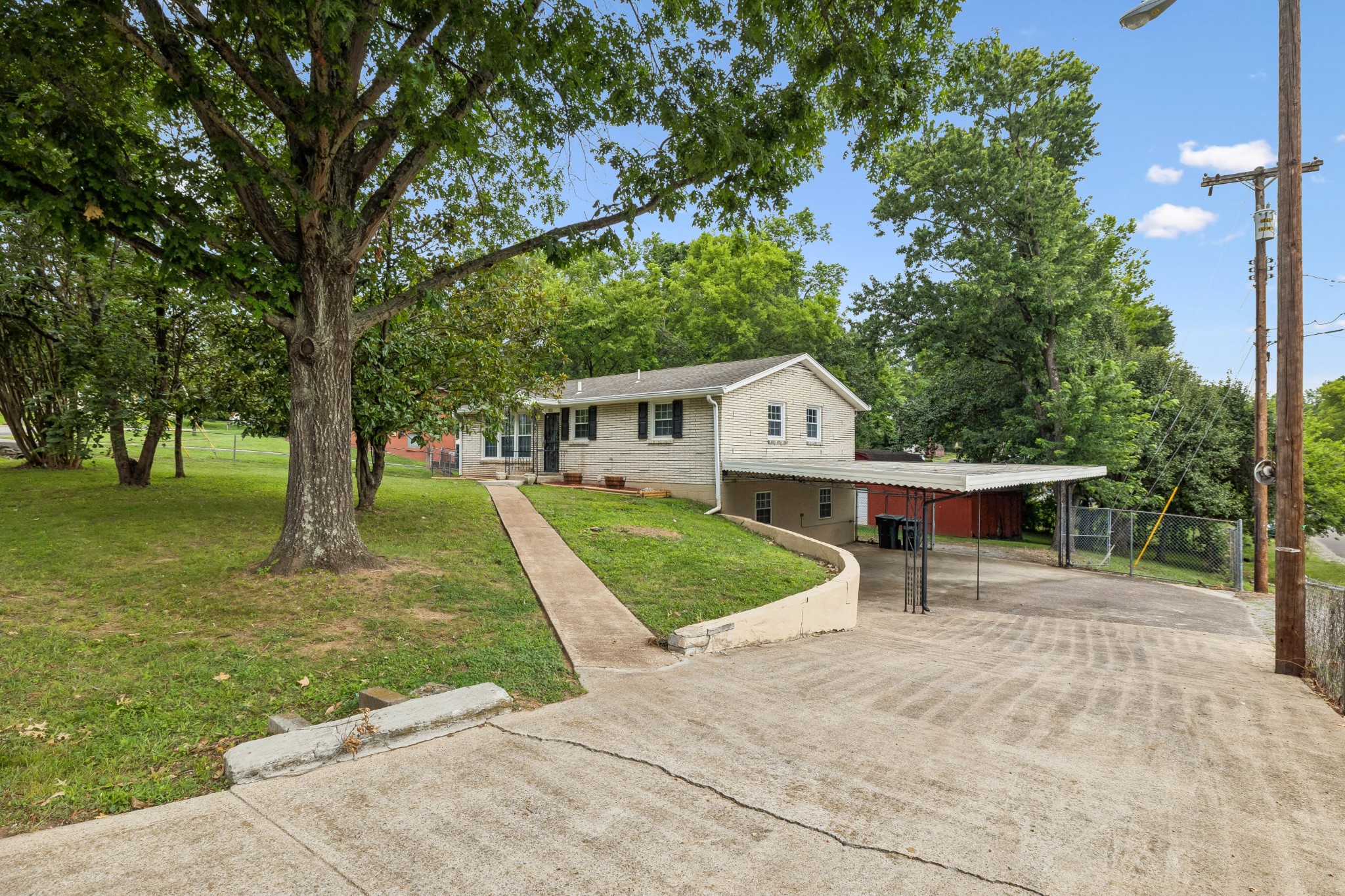 225 Bonnafield Dr