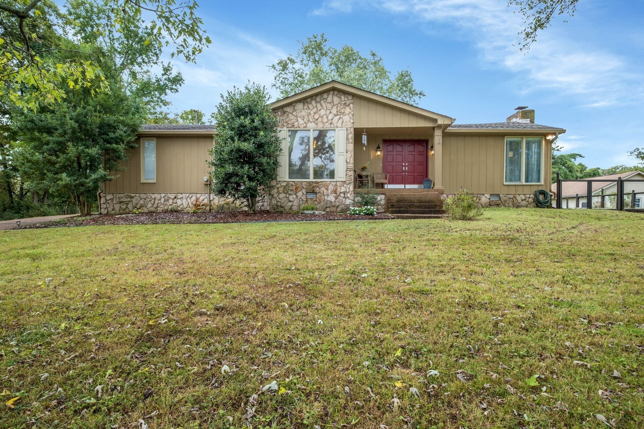 622 Oakwood Ter