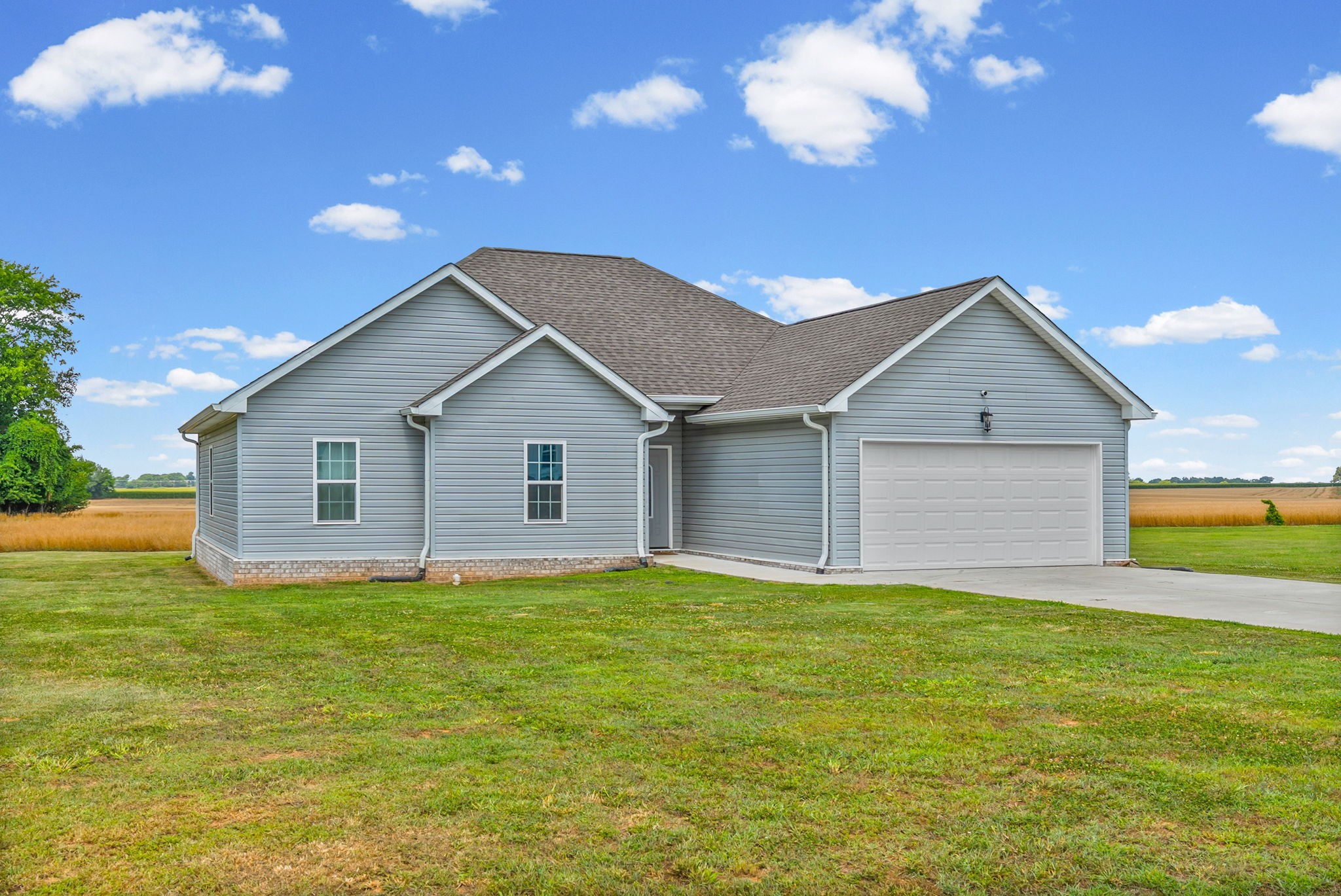 103 Red Bird Ave
