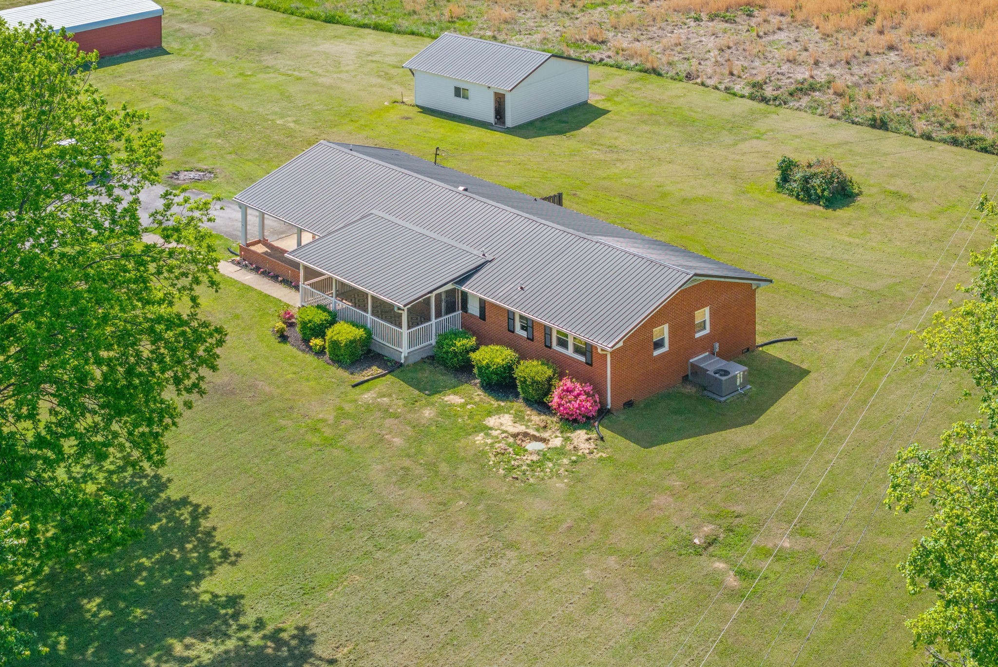 3824 Oakwood Rd