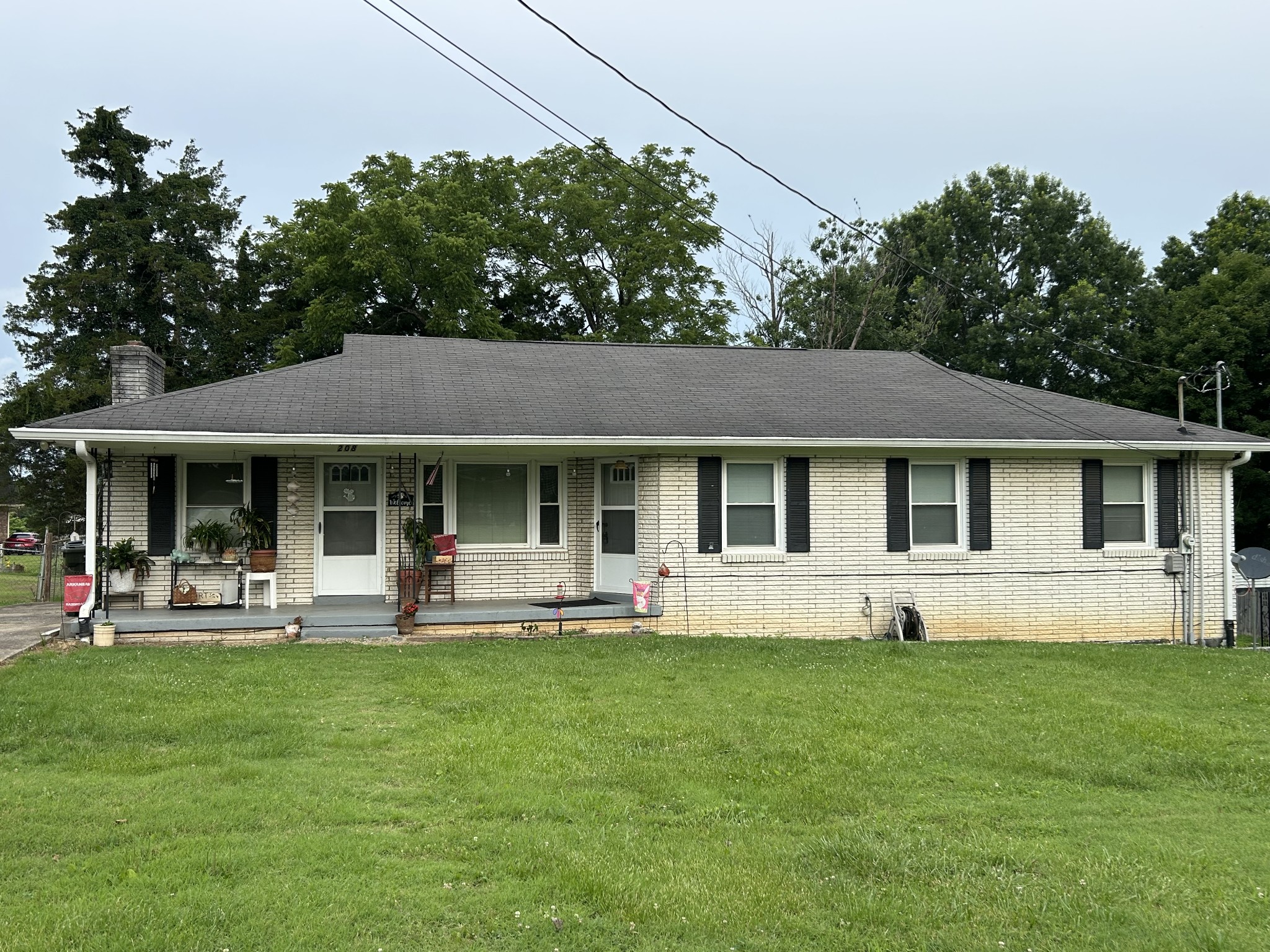 208 Bate Ave