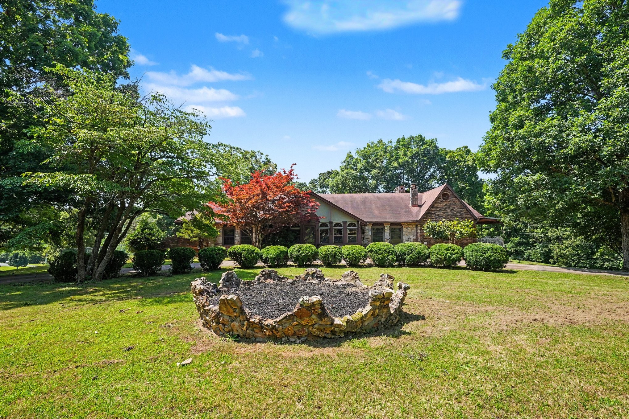 168 Blue Bird Rd