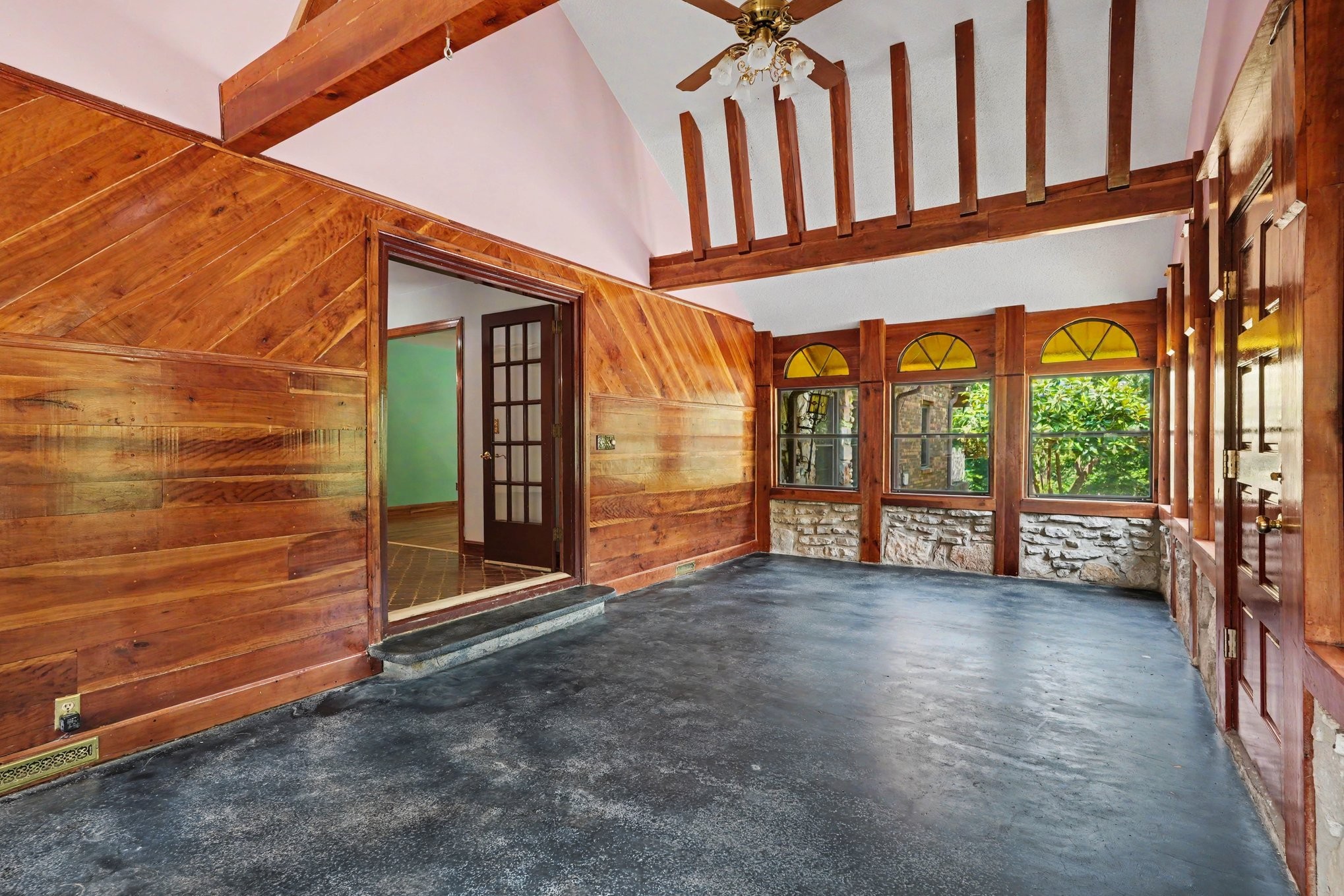 168 Blue Bird Rd