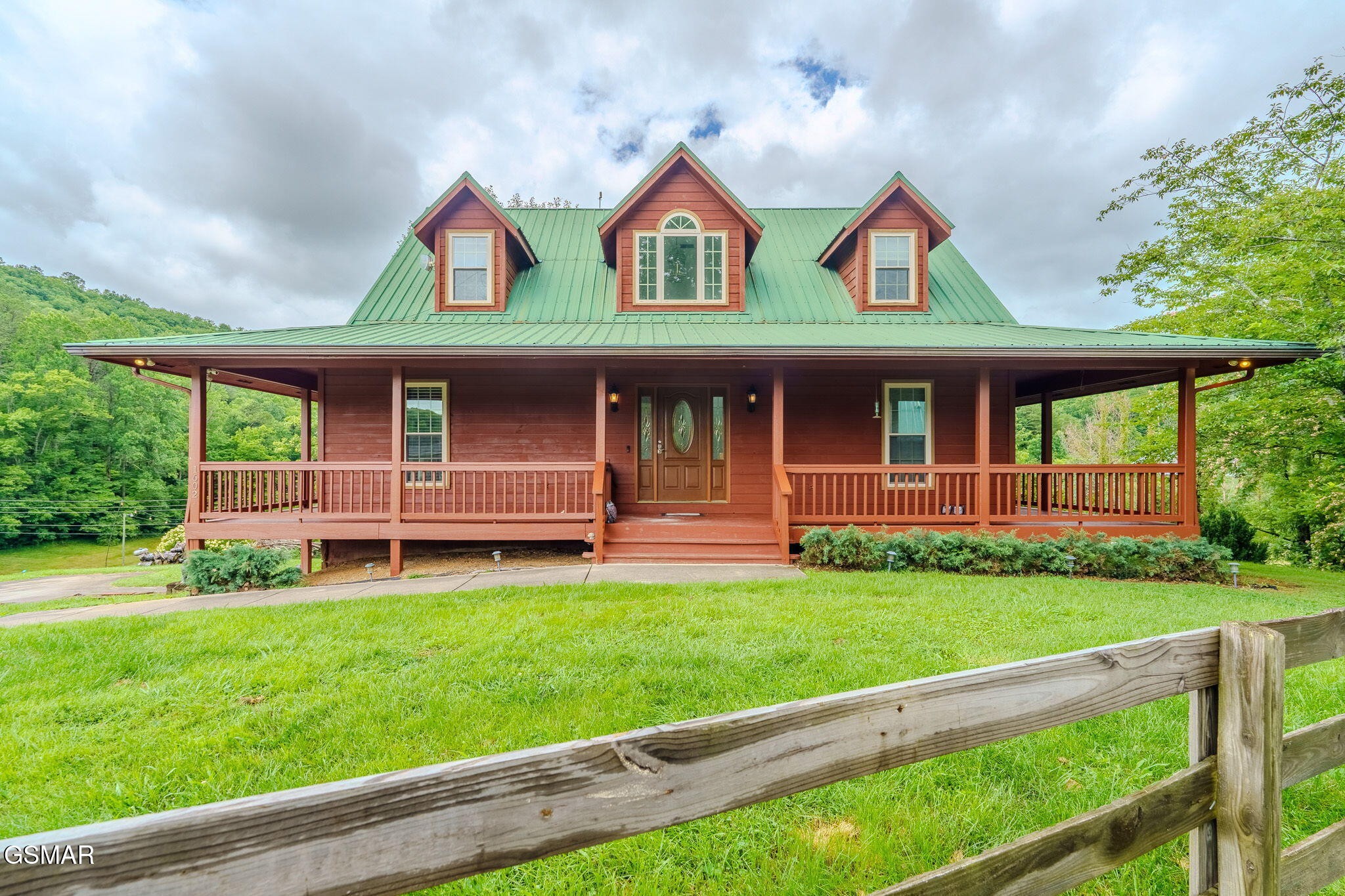 1602 Cove Crest Drive