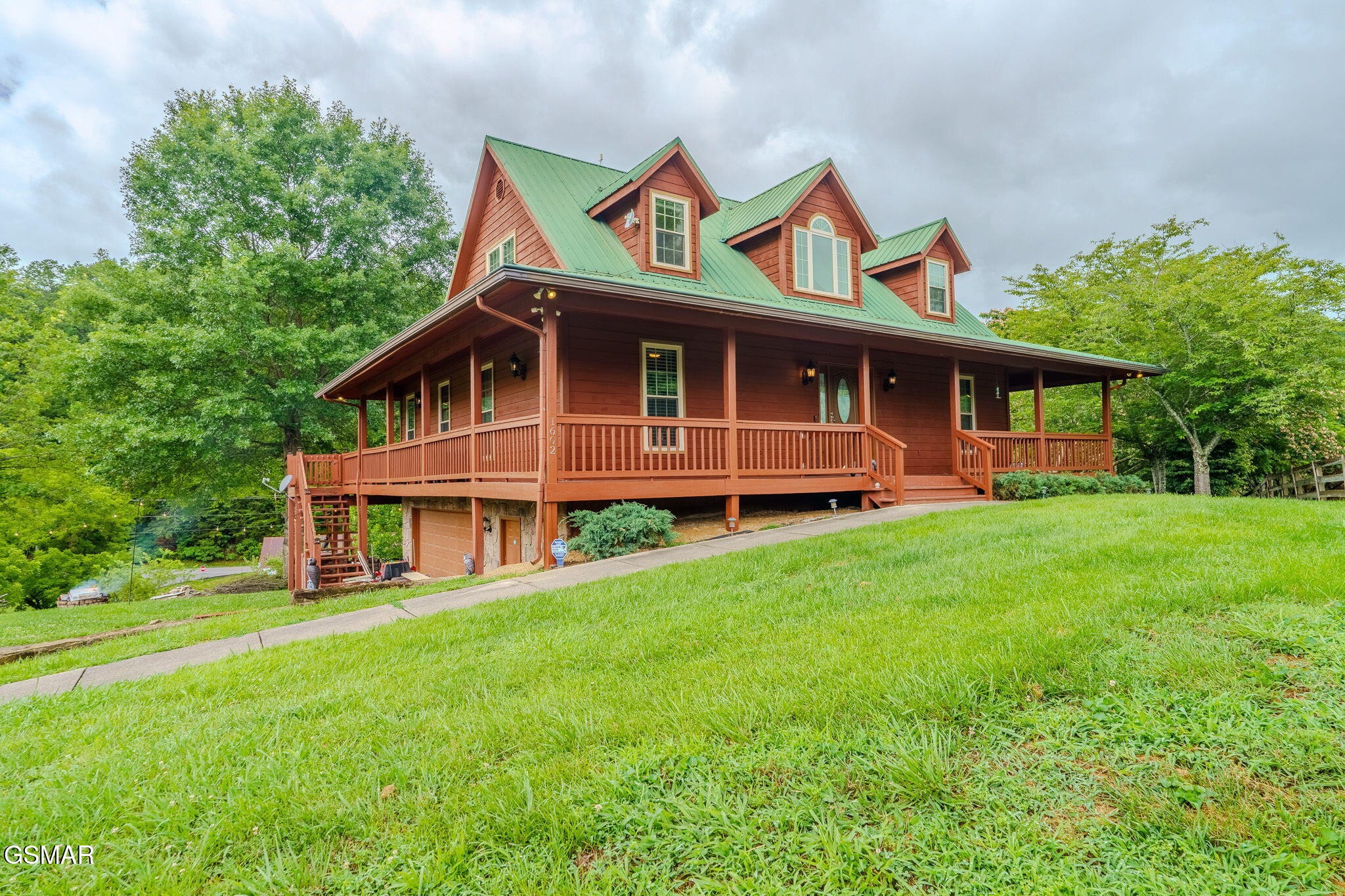 1602 Cove Crest Drive