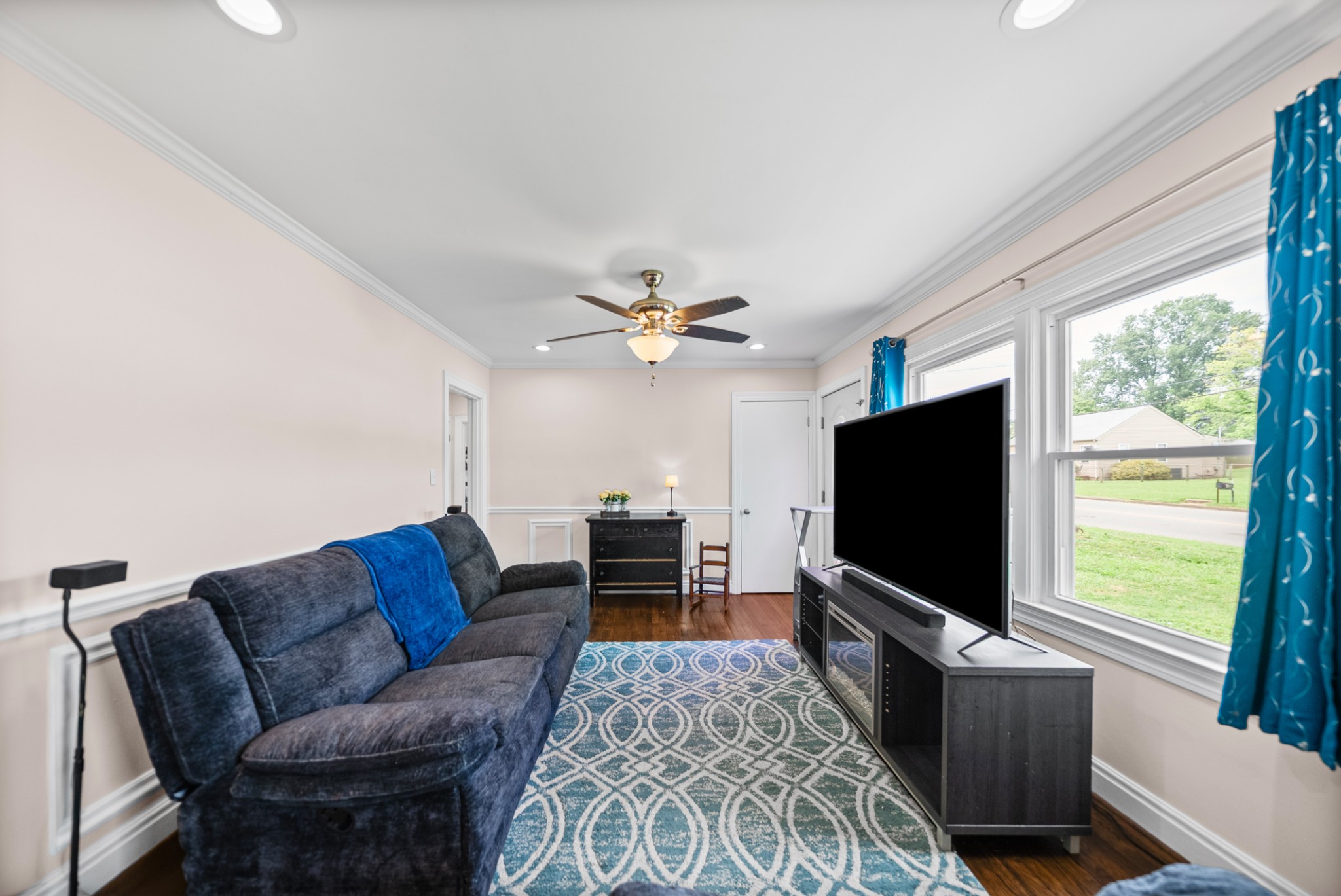 417 Highland Cir