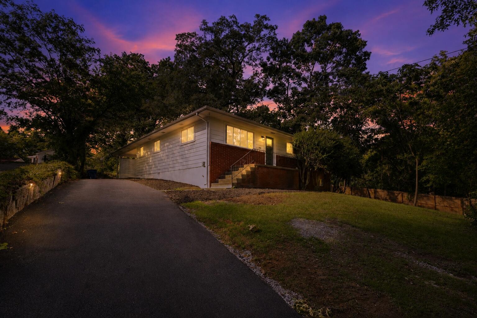 208 Flora Circle