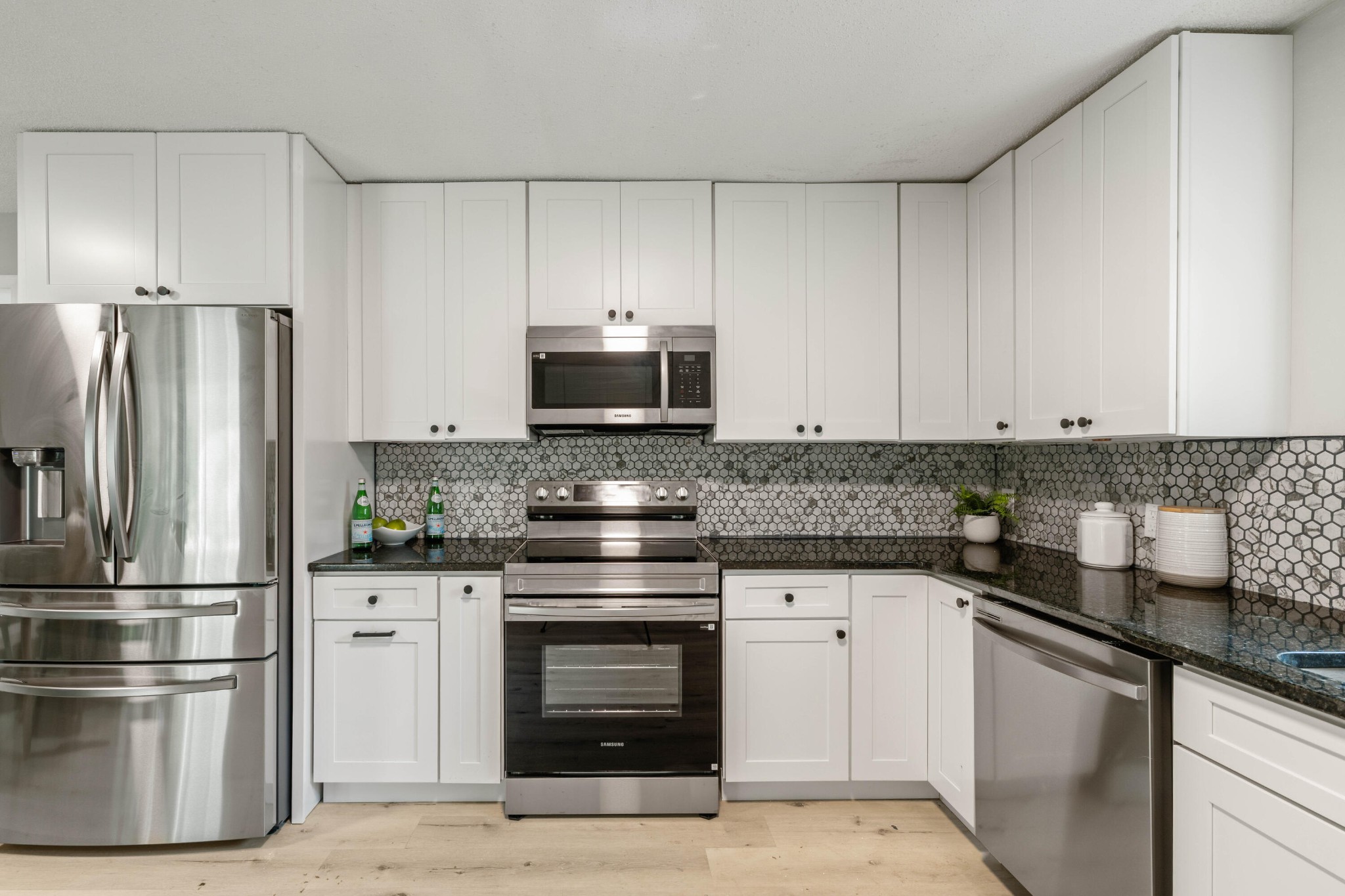208 Flora Circle