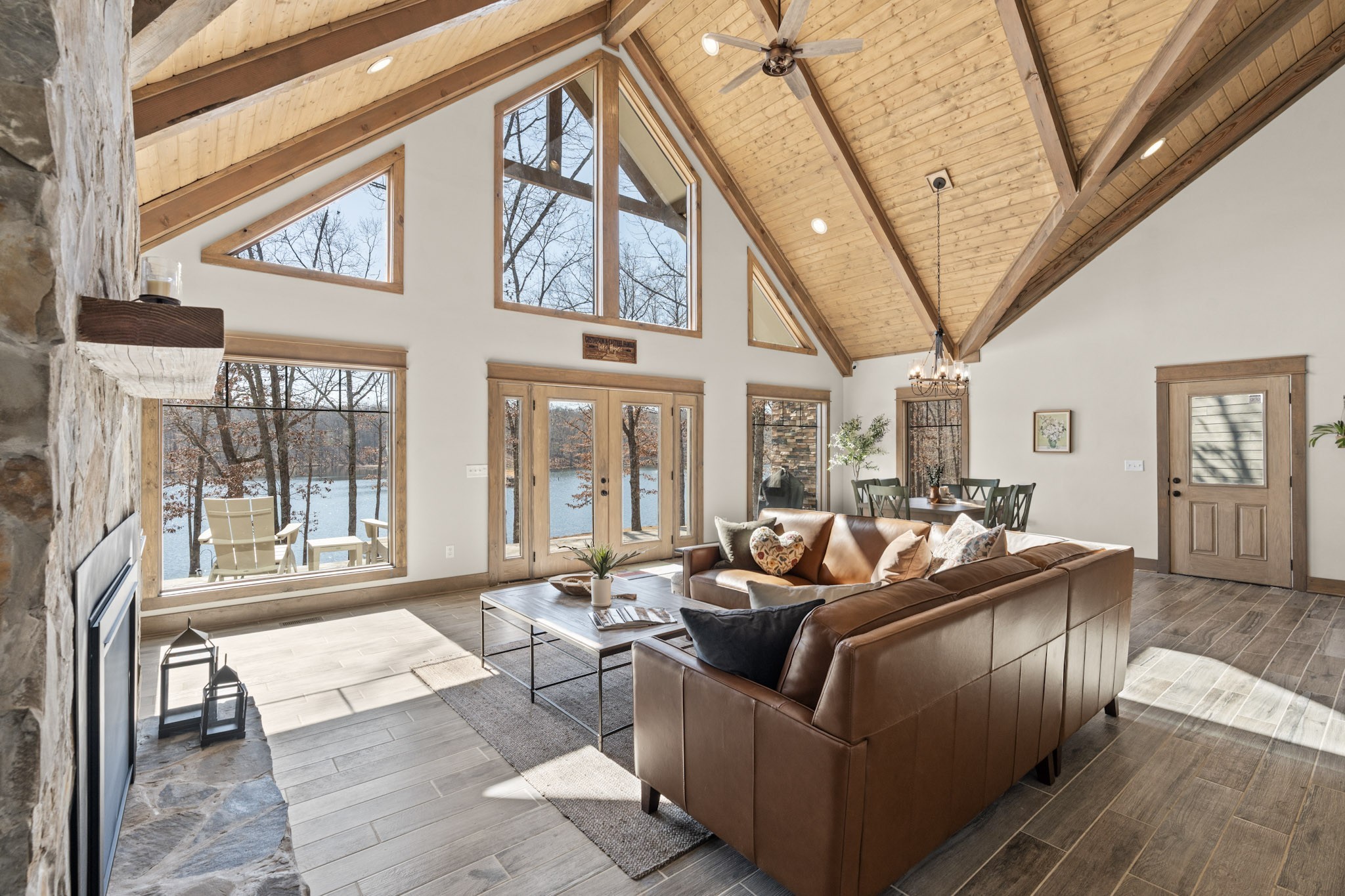 722 Hemlock Ln