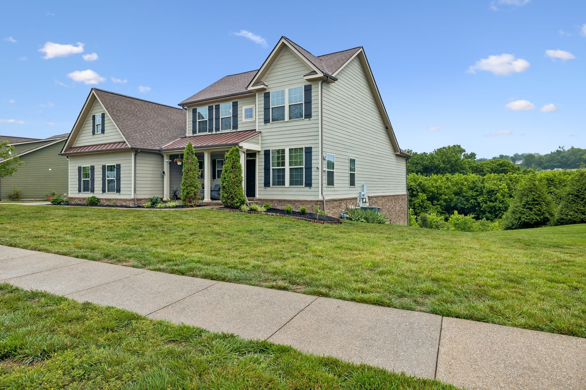 7016 Crimson Leaf Ln