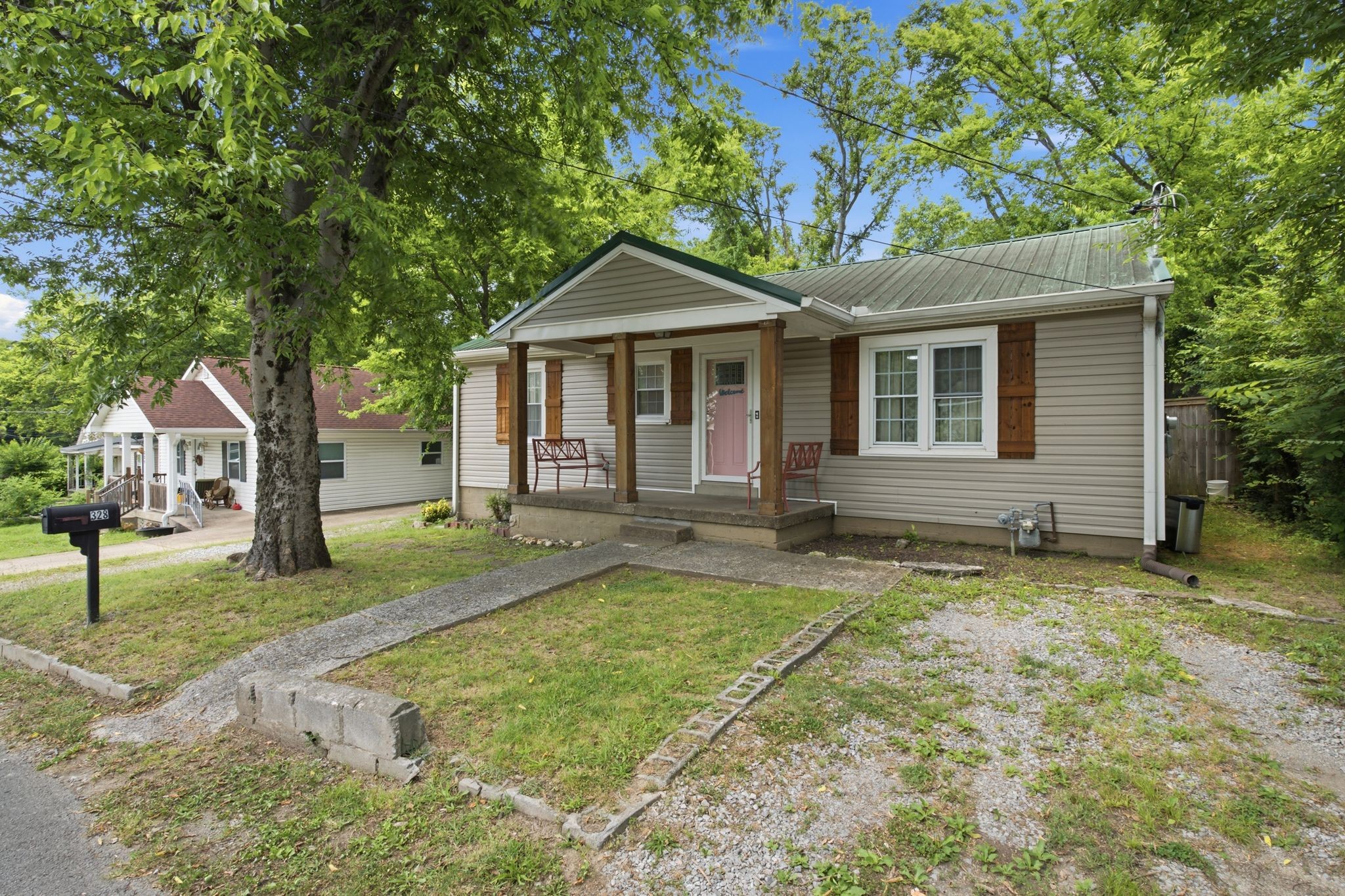 328 N Blakemore Ave