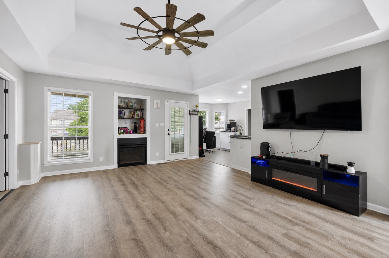 3142 Whitetail Dr
