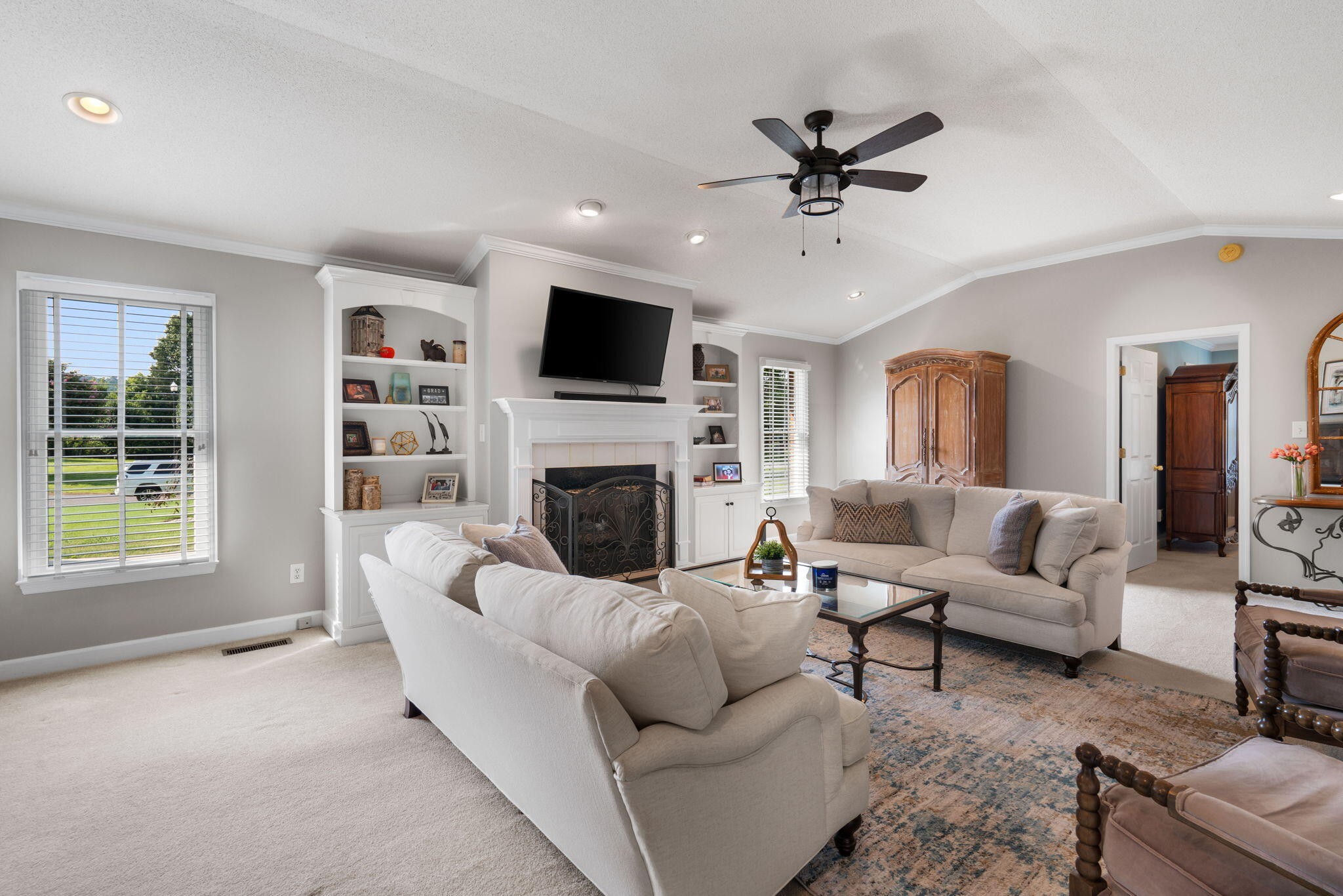 353 Cottonwood Drive, NW