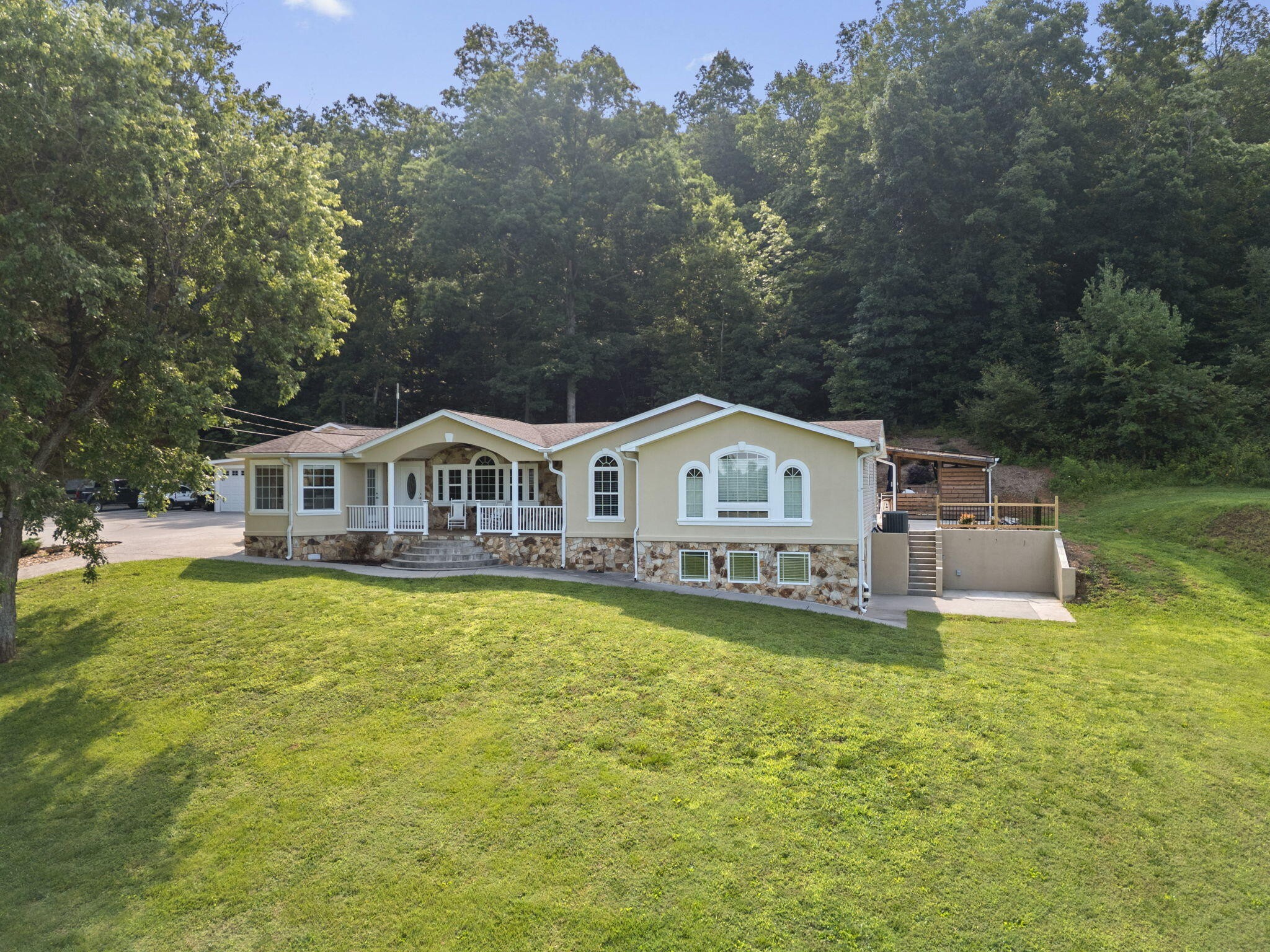 2385 Varnell Road, SW