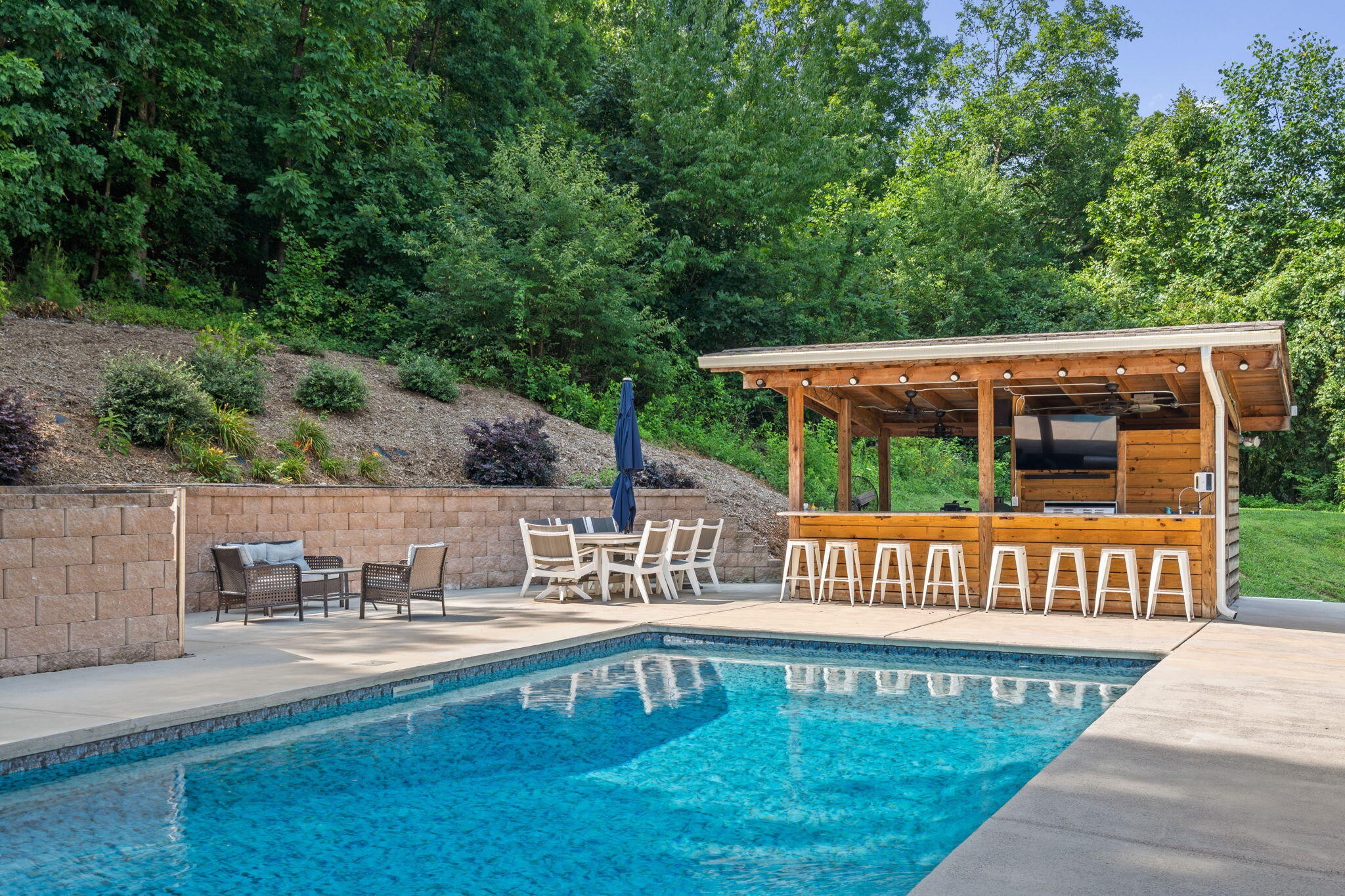 2385 Varnell Road, SW