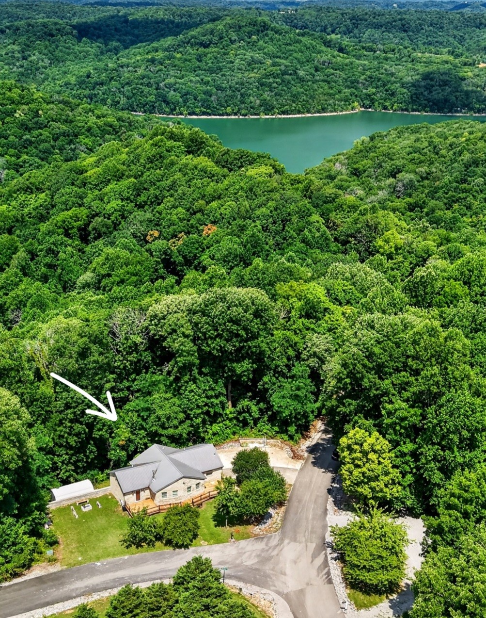 302 Swiper Dr