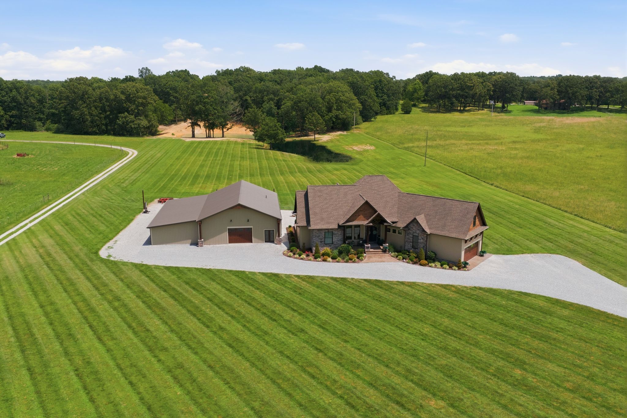 1261 Highway 48, S