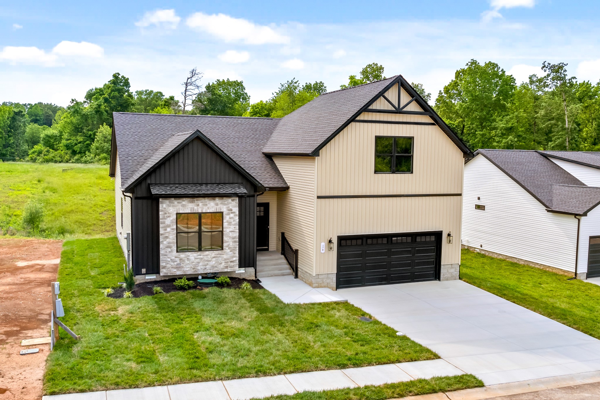 178 Dewberry Ct