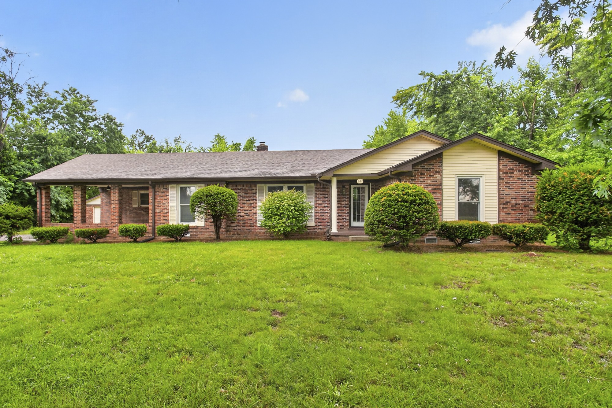647 52 E Highway, E
