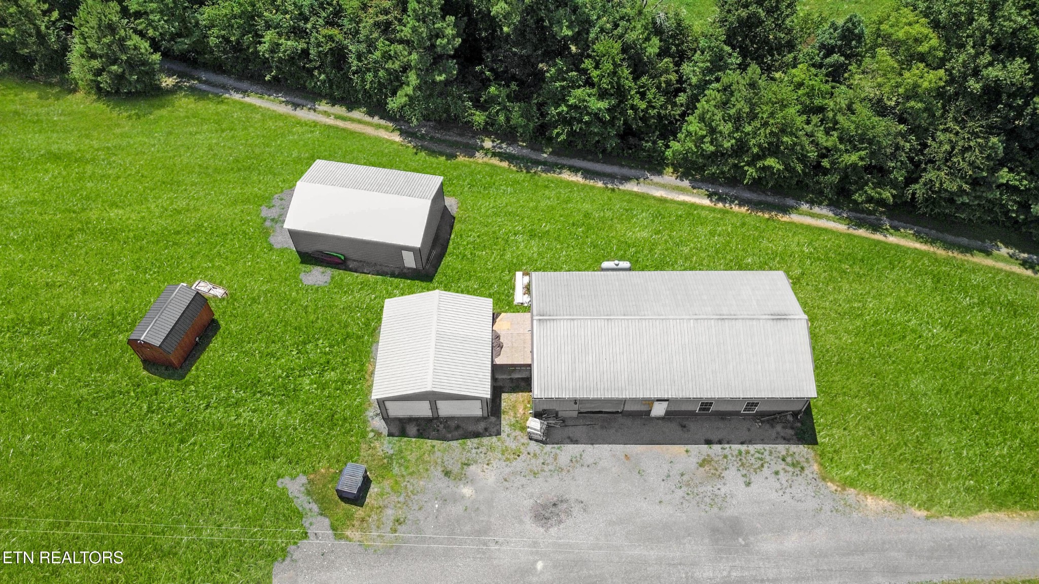 320 SE Harris Rd