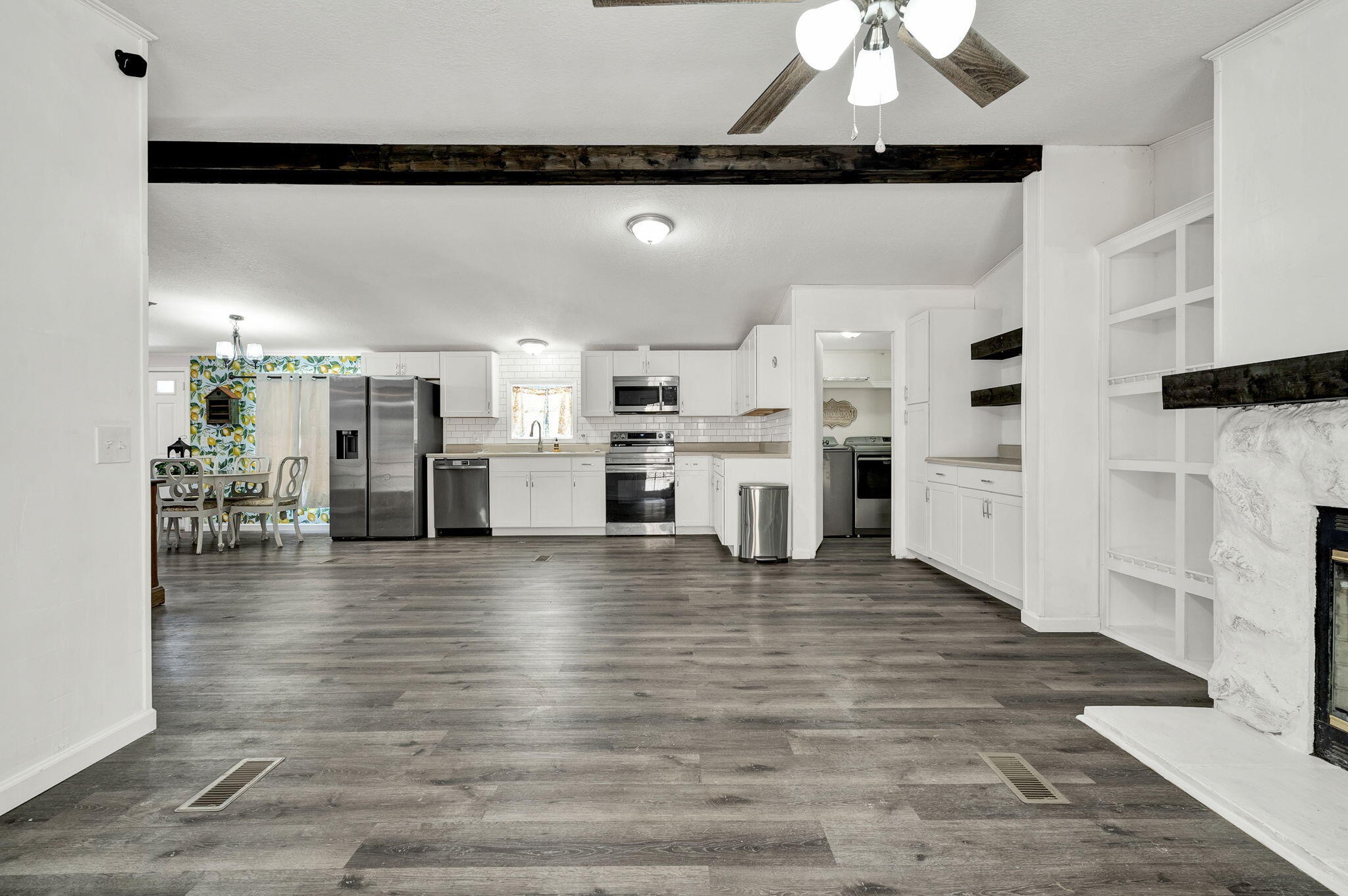 1196 White Oak Road, NW