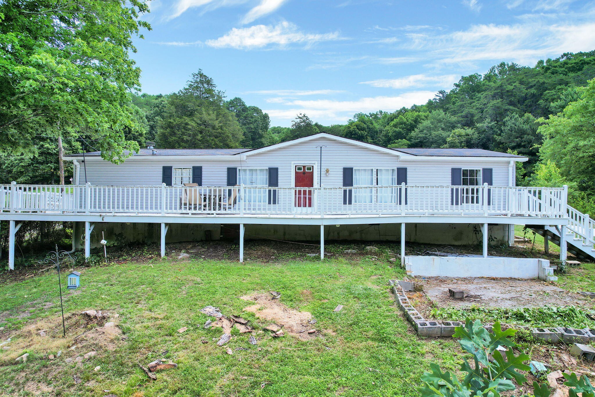 1196 White Oak Road, NW