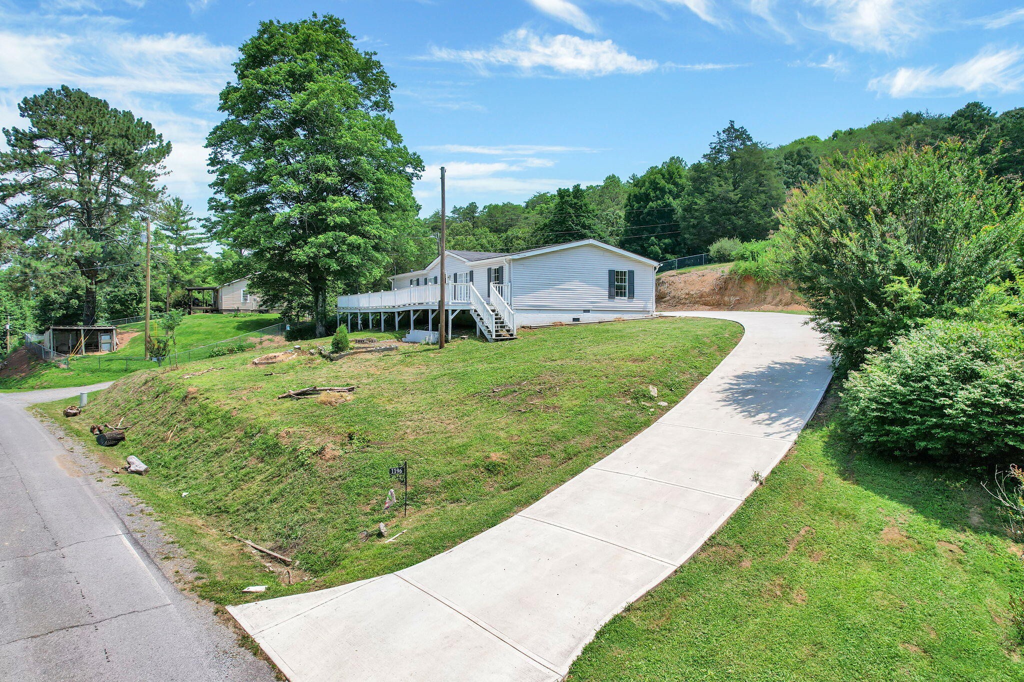 1196 White Oak Road, NW