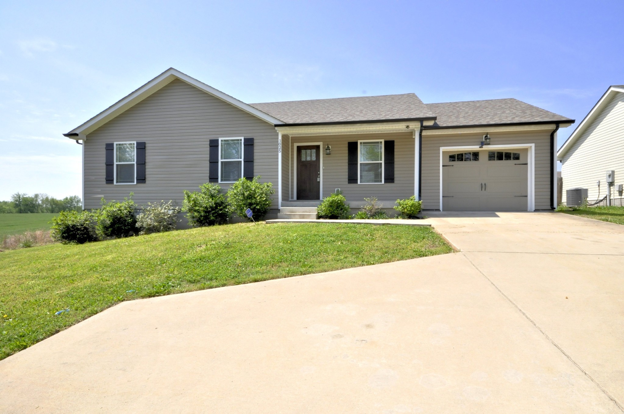 1025 Hugh Hunter Rd