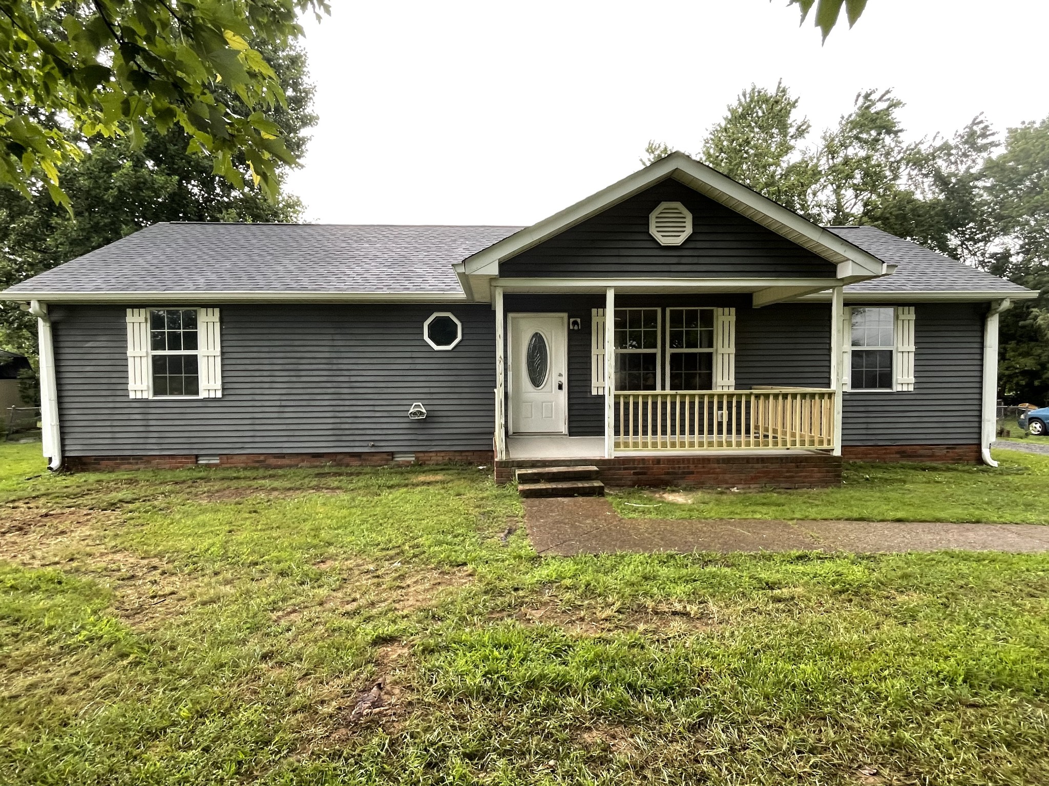 641 Airport Rd