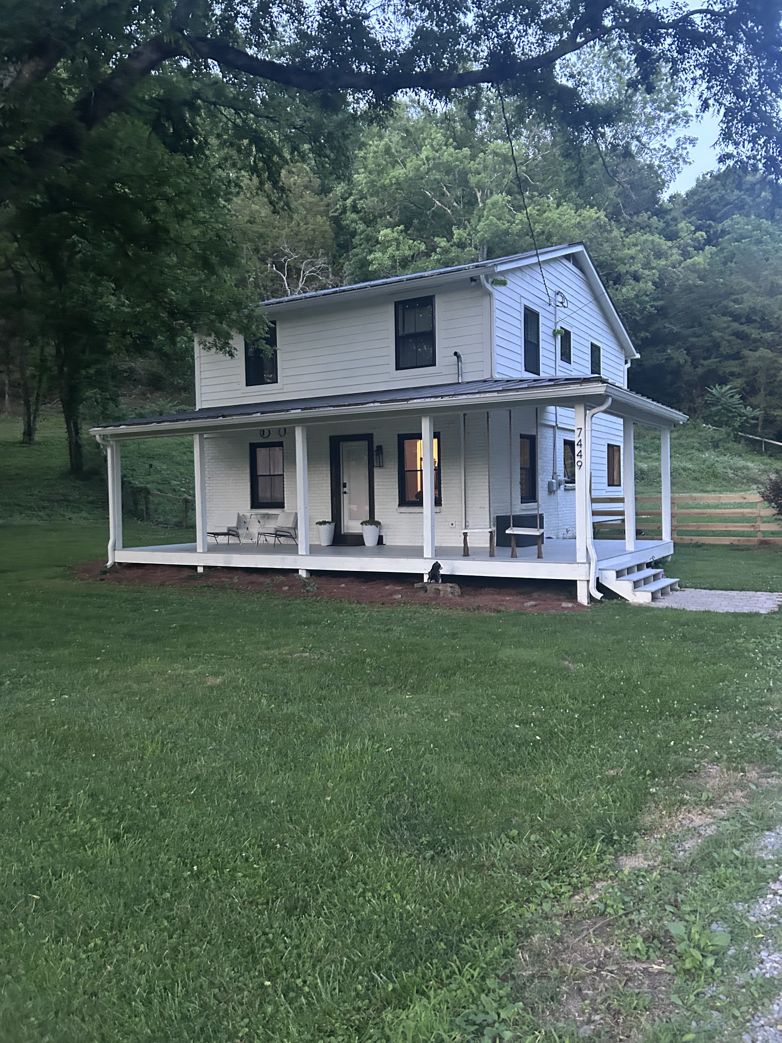 7449 River Road Pike