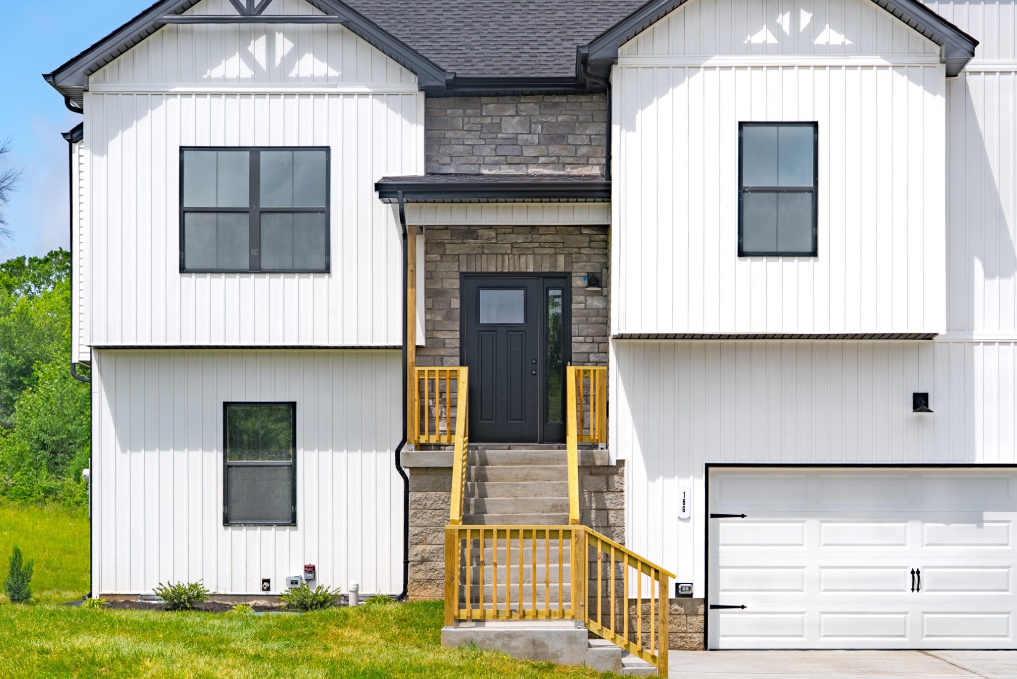 193 Dewberry Ct