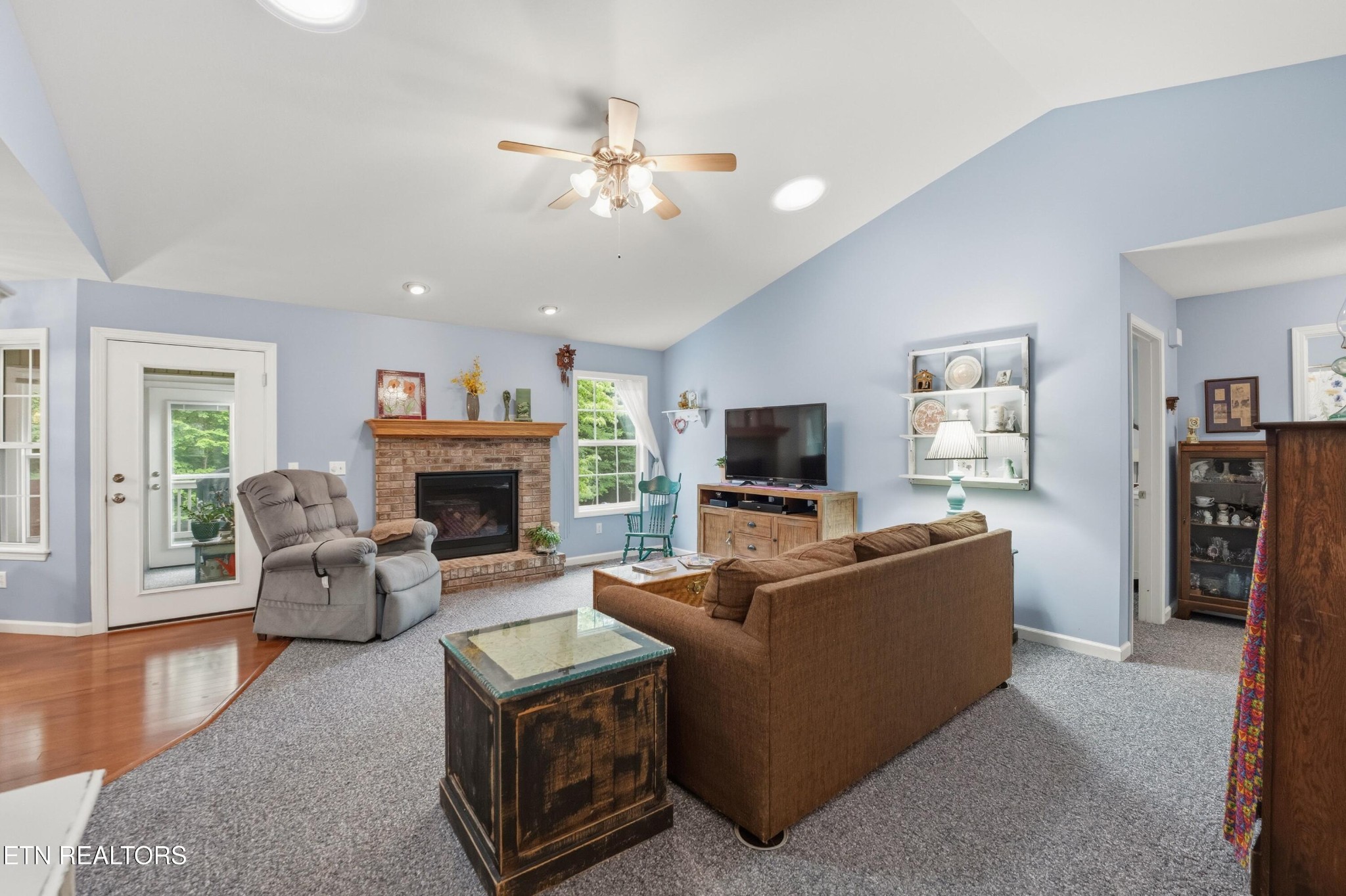 122 Wycliff Lane
