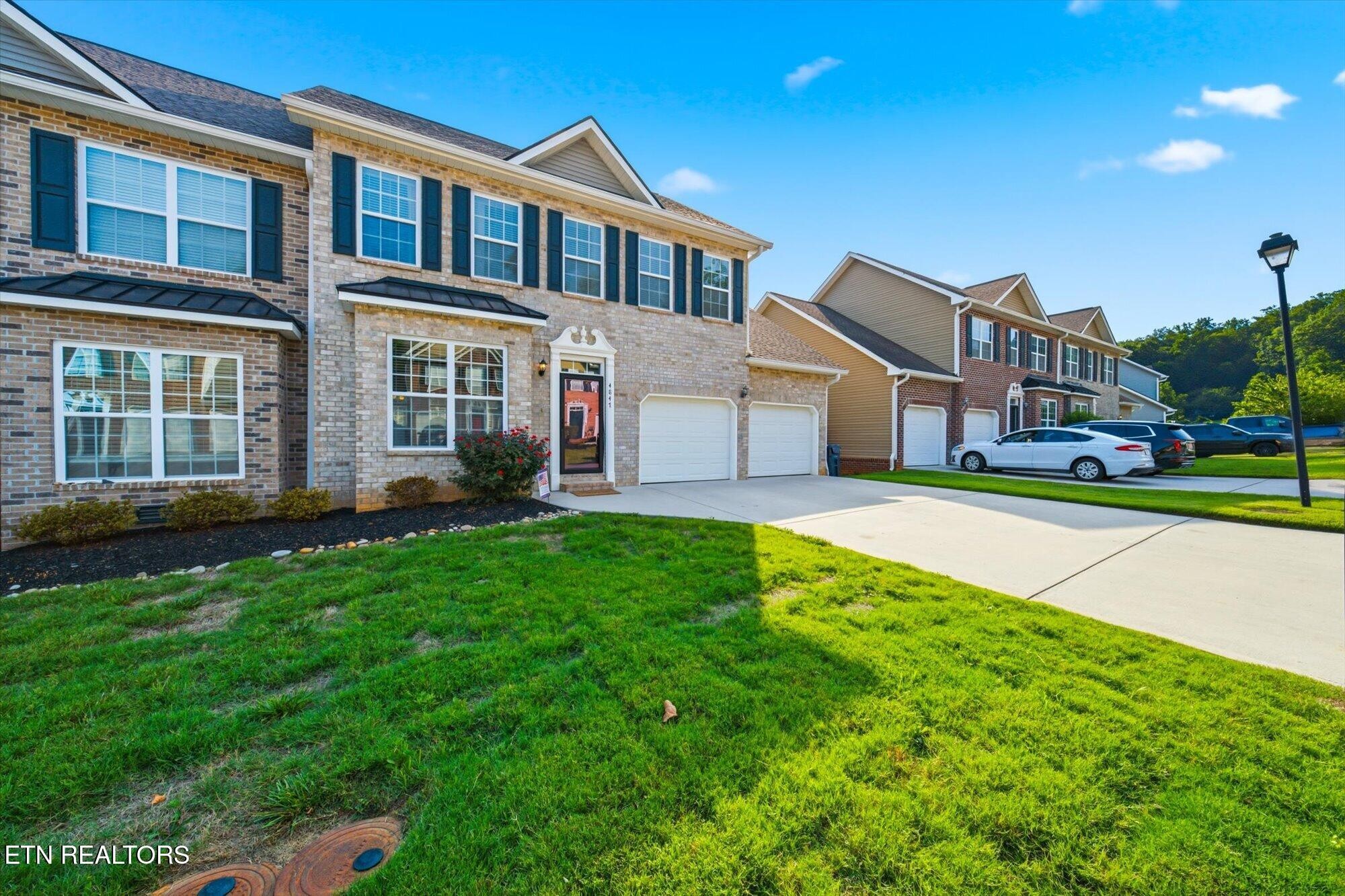 4847 Briar Rock Lane