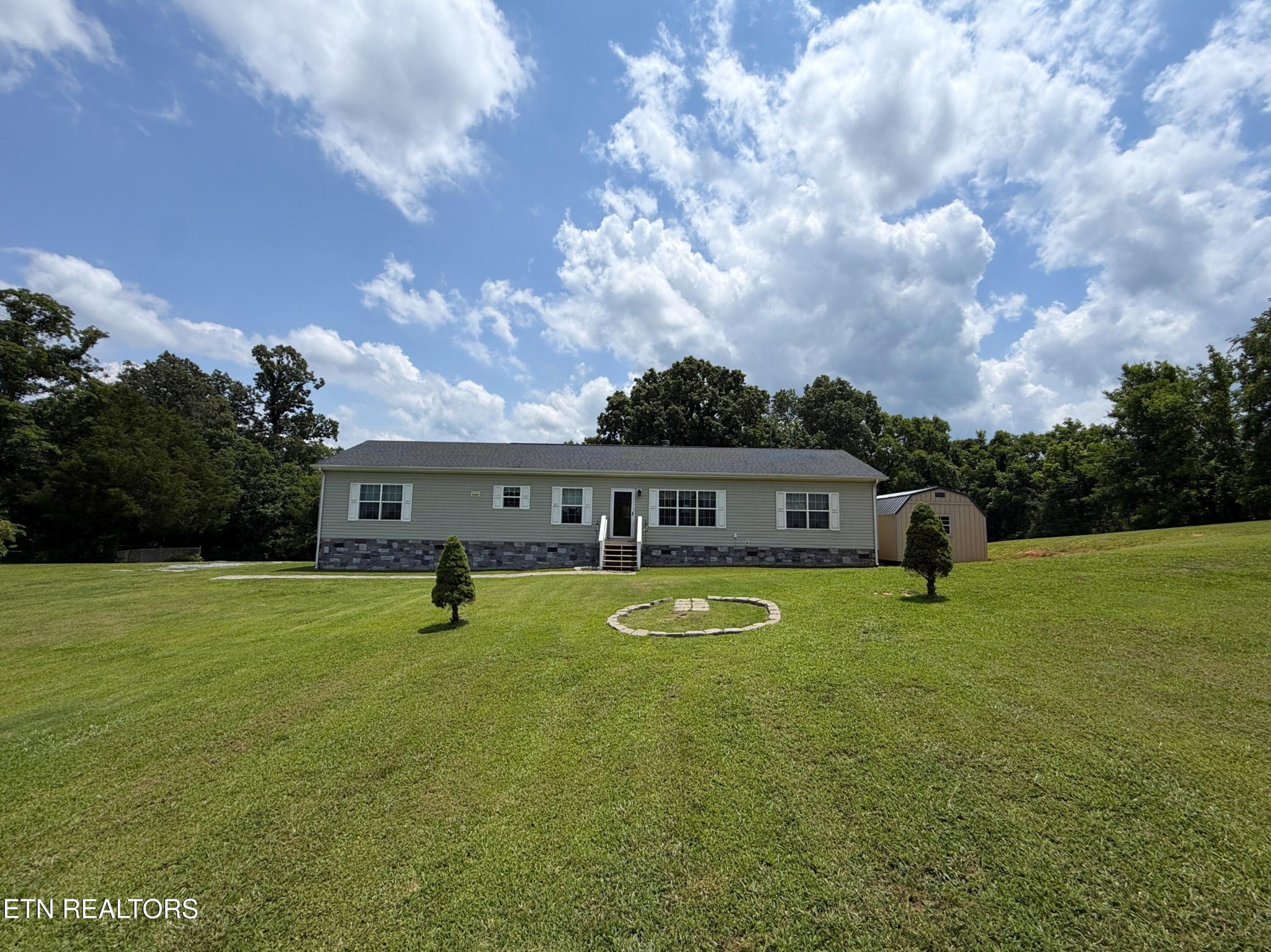 1930 Sail Rd