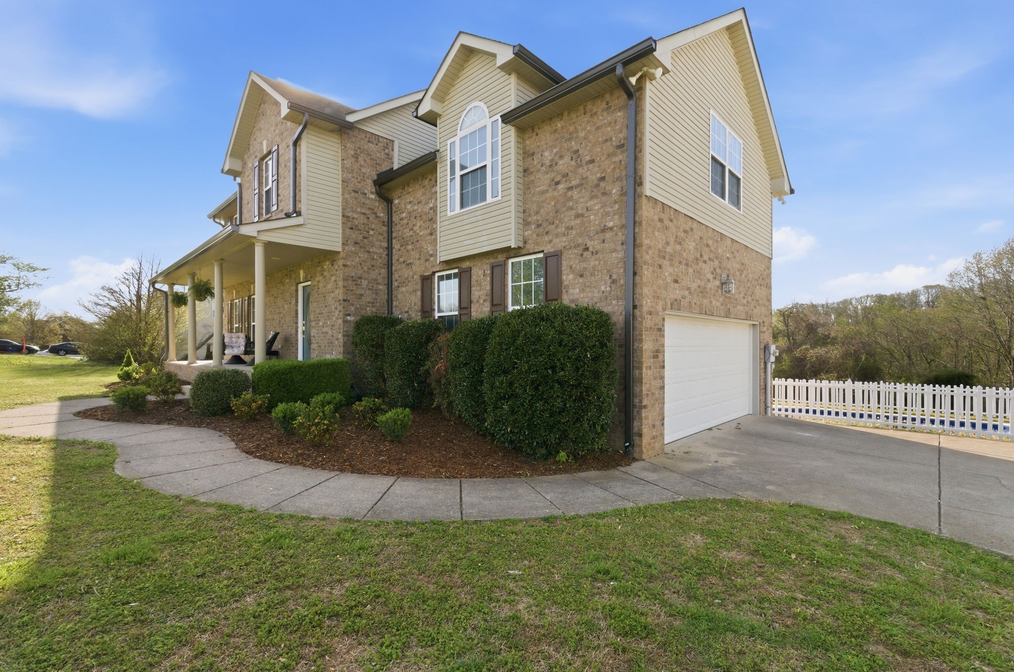 1229 Old East Side Rd