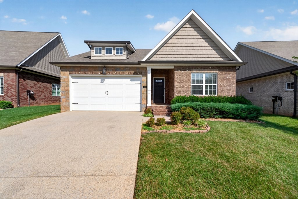 1111 Cross Pointe Drive